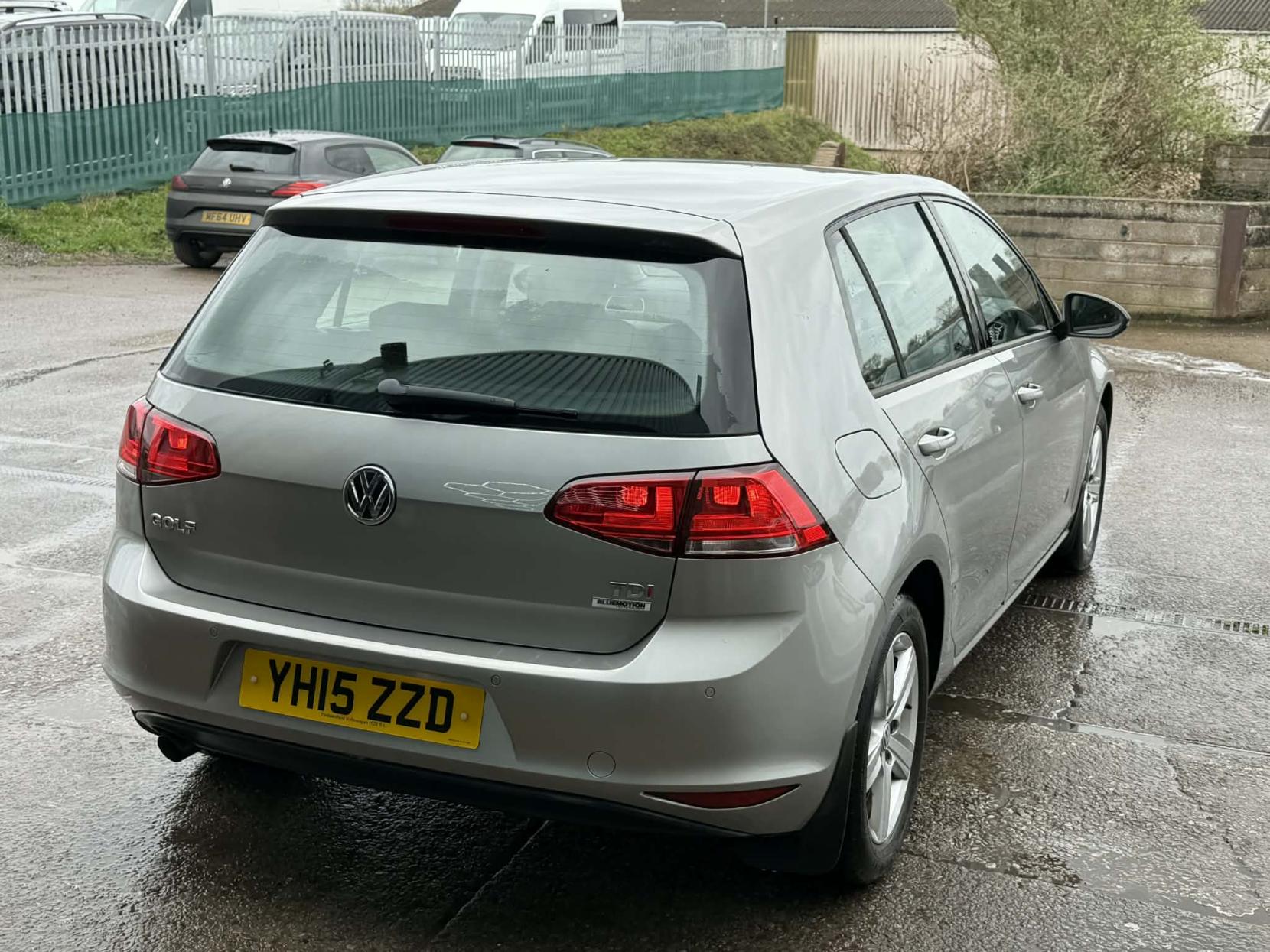 Volkswagen Golf 1.6 TDI BlueMotion Tech Match Hatchback 5dr Diesel Manual Euro 5 (s/s) (105 ps)