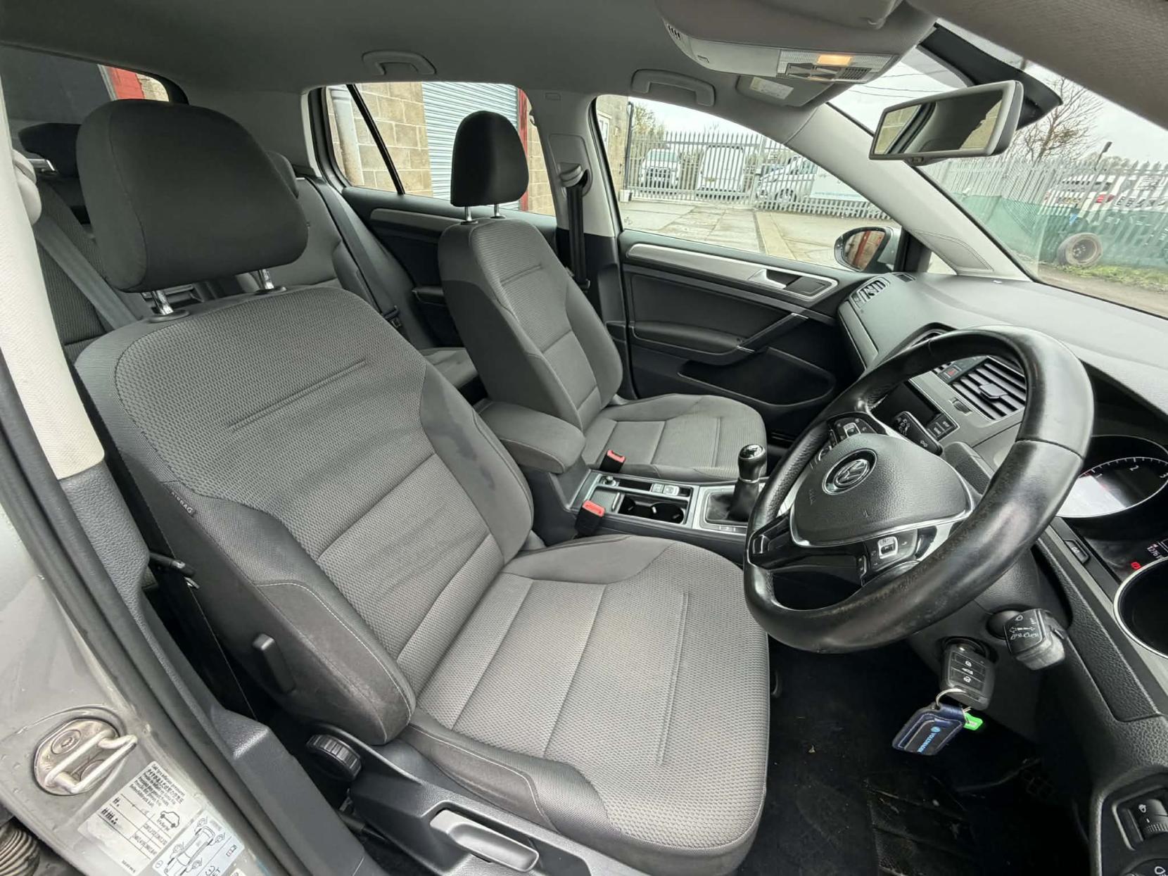 Volkswagen Golf 1.6 TDI BlueMotion Tech Match Hatchback 5dr Diesel Manual Euro 5 (s/s) (105 ps)