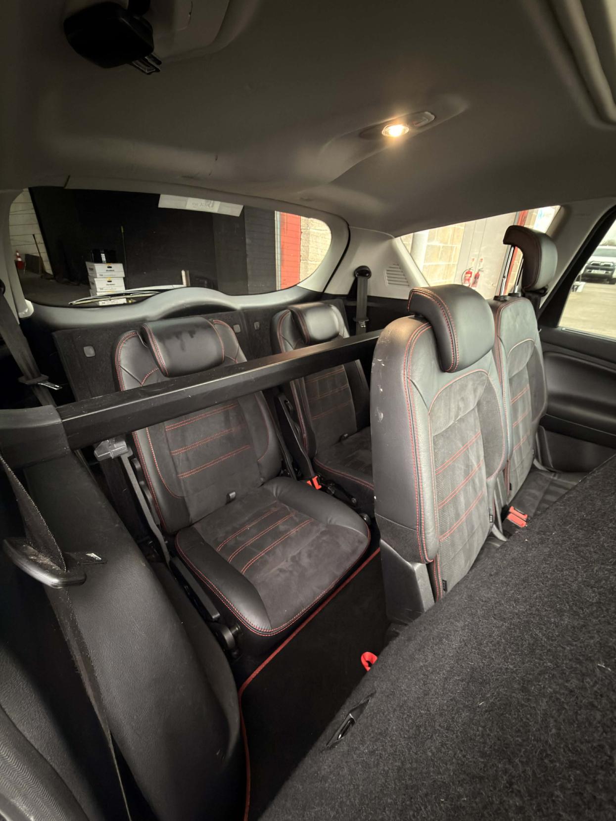 Ford S-Max 2.2 TDCi Titanium X Sport MPV 5dr Diesel Manual Euro 5 (200 ps)