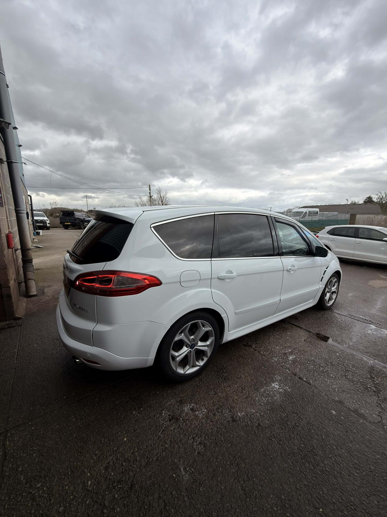 Ford S-Max 2.2 TDCi Titanium X Sport MPV 5dr Diesel Manual Euro 5 (200 ps)