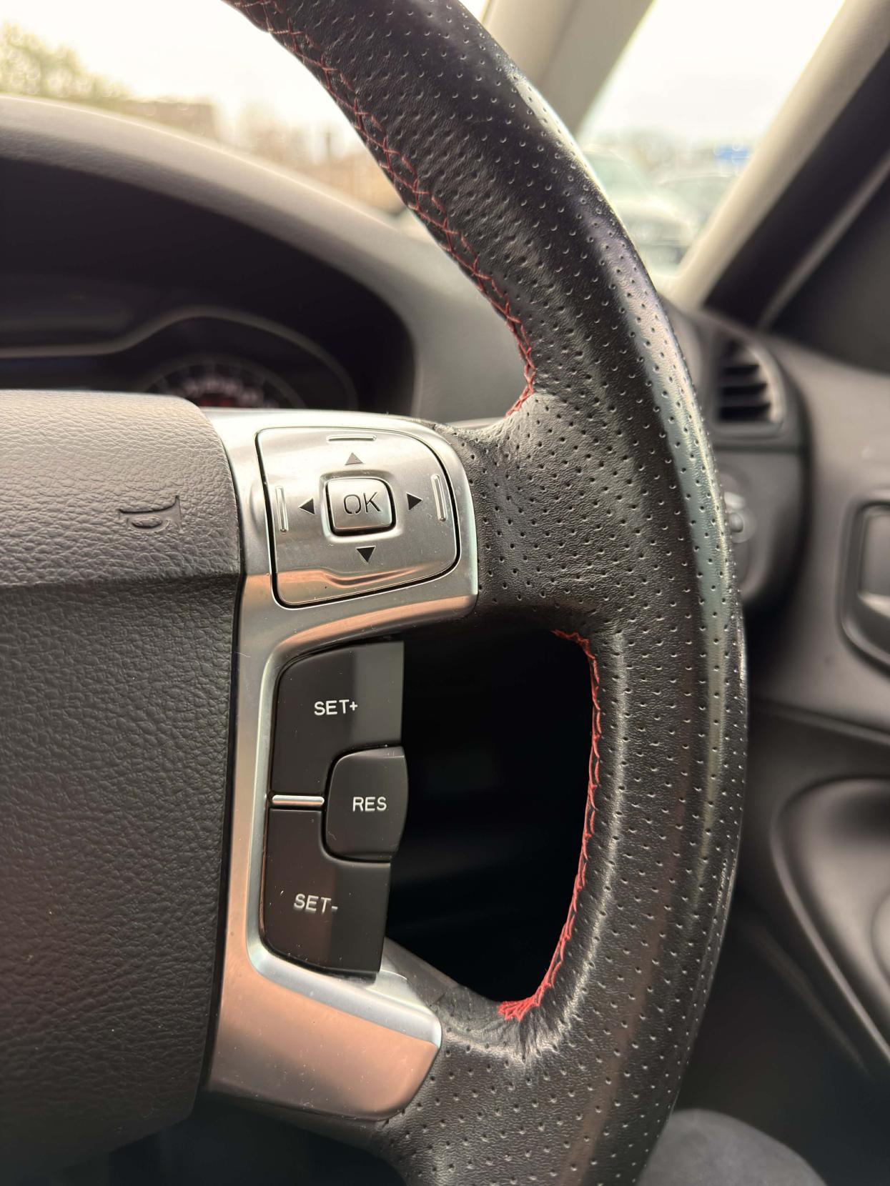 Ford S-Max 2.2 TDCi Titanium X Sport MPV 5dr Diesel Manual Euro 5 (200 ps)