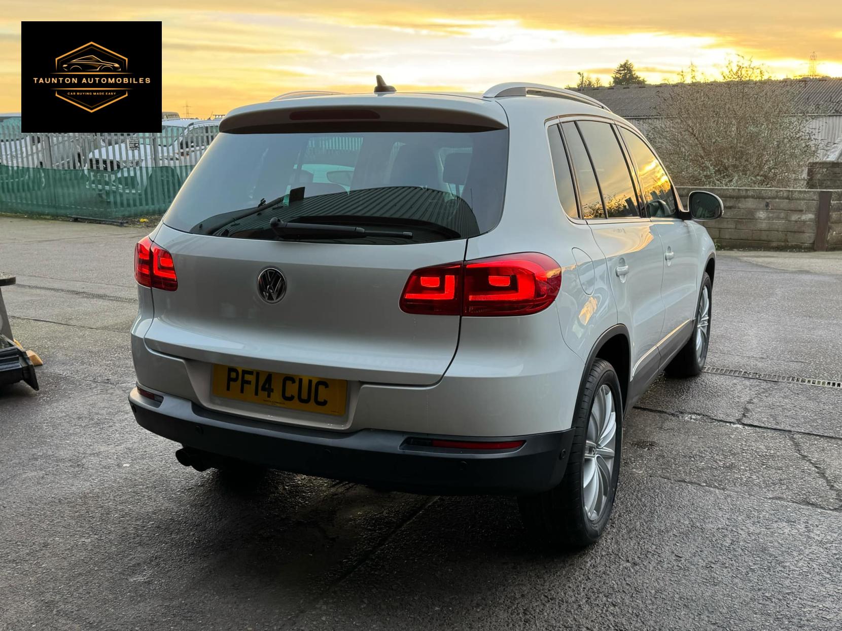 Volkswagen Tiguan 2.0 TDI BlueMotion Tech Match SUV 5dr Diesel DSG 4WD Euro 5 (s/s) (140 ps)