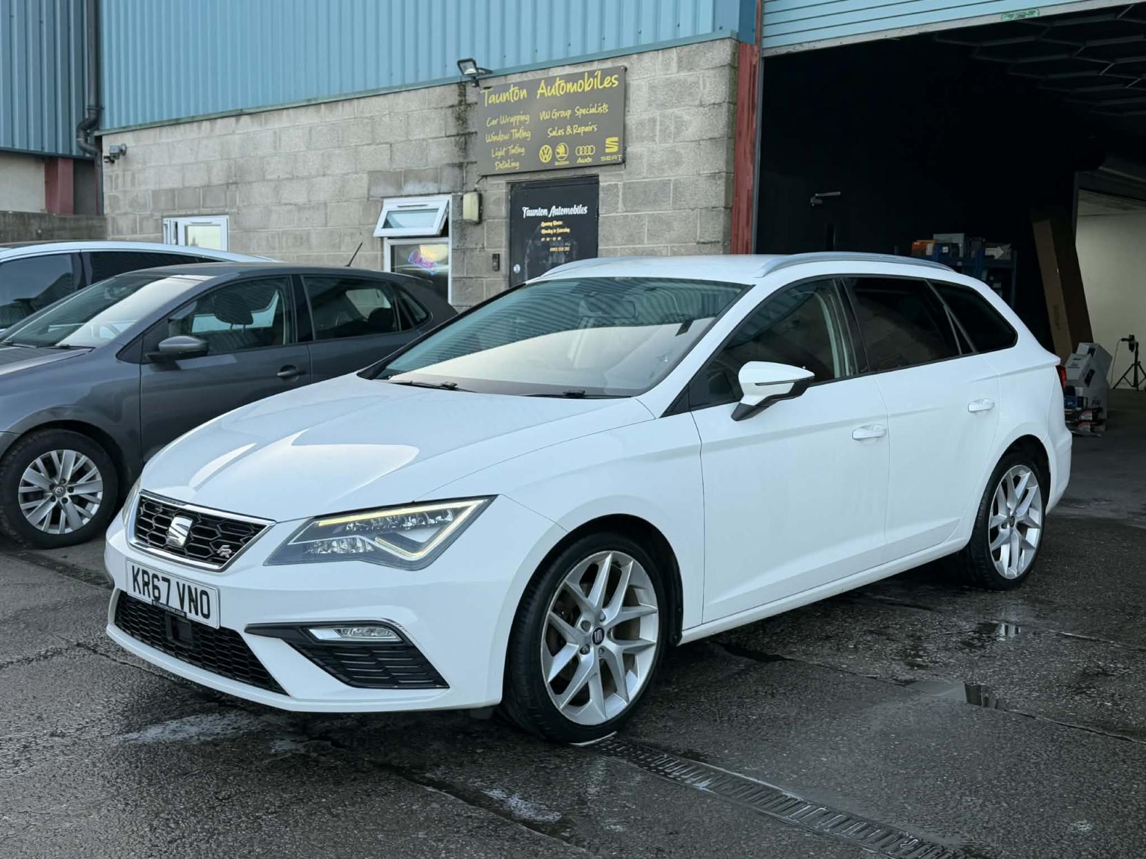 SEAT Leon 2.0 TDI FR Technology ST 5dr Diesel Manual Euro 6 (s/s) (150 ps)