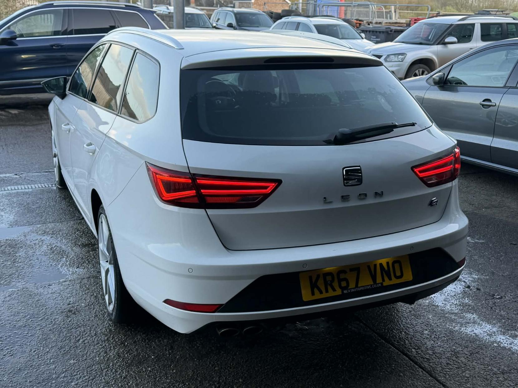 SEAT Leon 2.0 TDI FR Technology ST 5dr Diesel Manual Euro 6 (s/s) (150 ps)