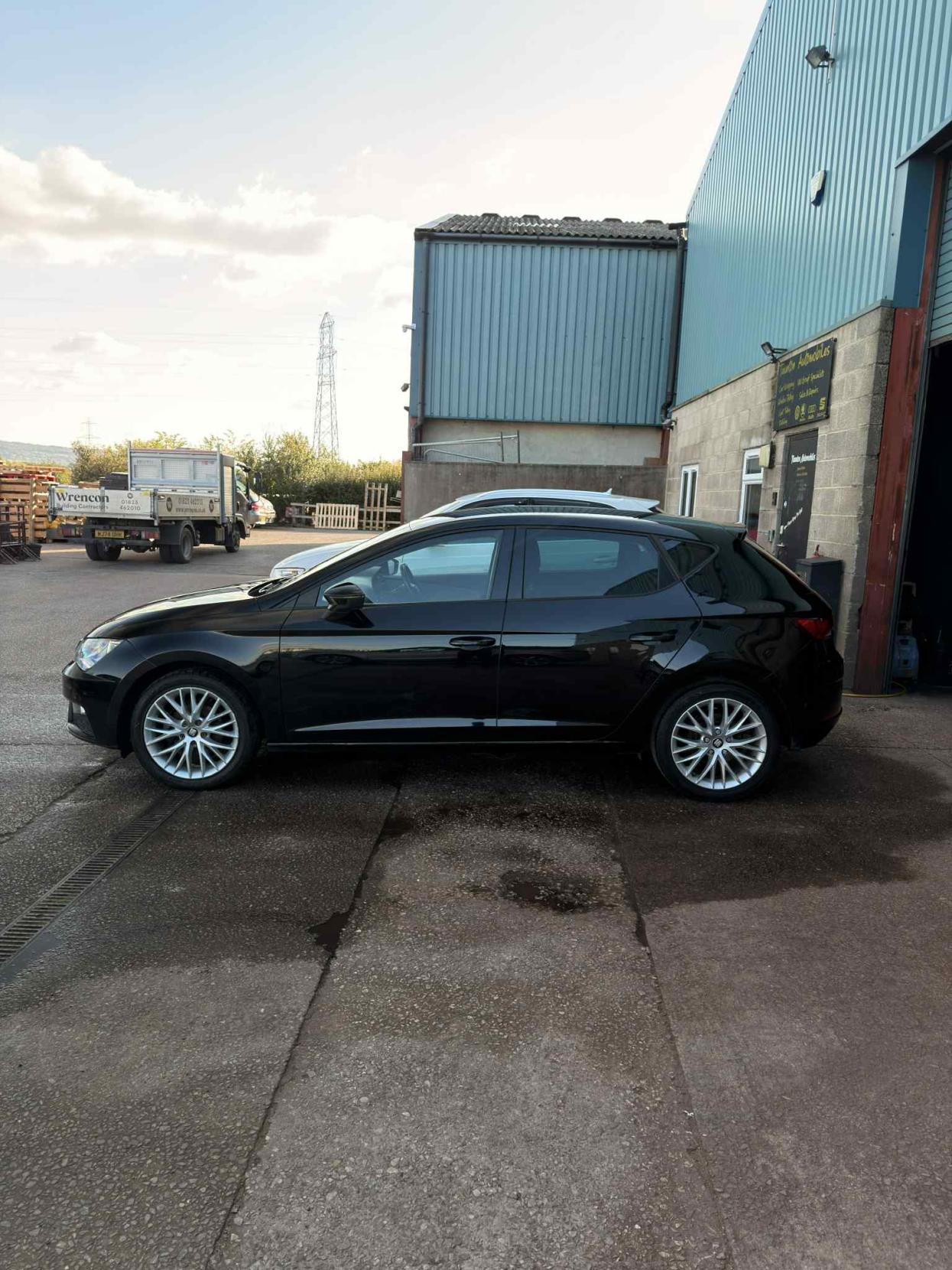 SEAT Leon 1.2 TSI SE Dynamic Technology Hatchback 5dr Petrol Manual Euro 6 (s/s) (110 ps)