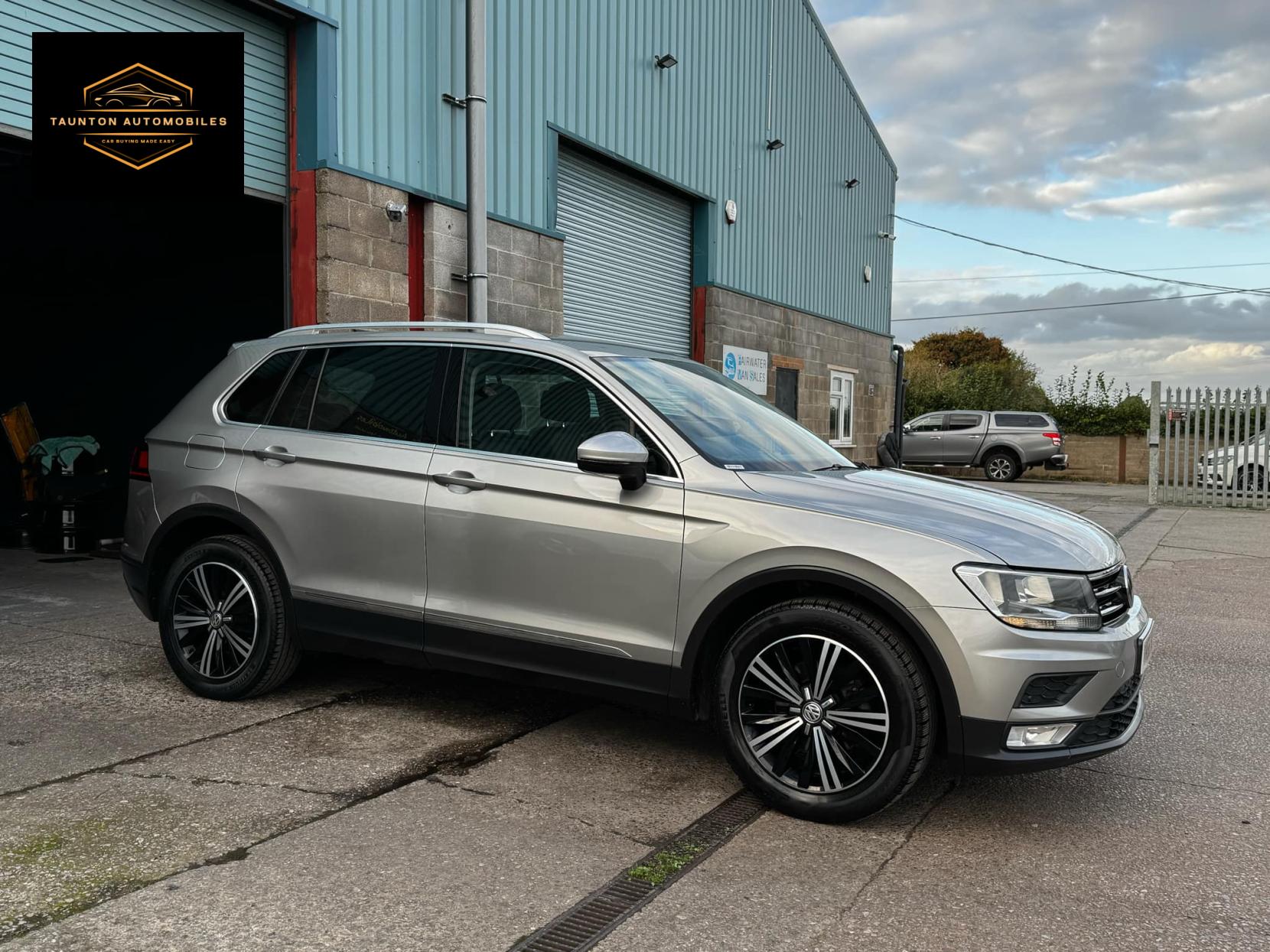 Volkswagen Tiguan 2.0 TDI BlueMotion Tech SE Navigation SUV 5dr Diesel Manual Euro 6 (s/s) (150 ps)