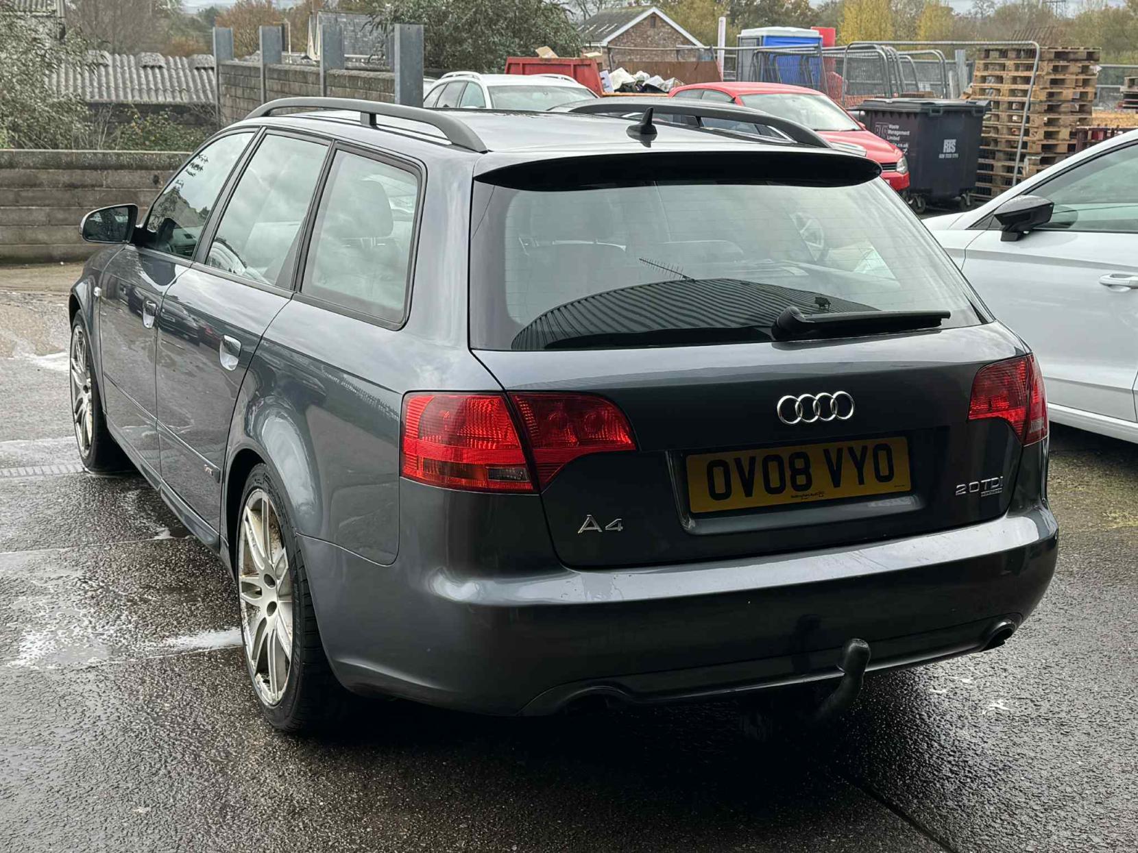 Audi A4 Avant 2.0 TD S line Special Edition Estate 5dr Diesel Manual quattro (179 g/km, 168 bhp)