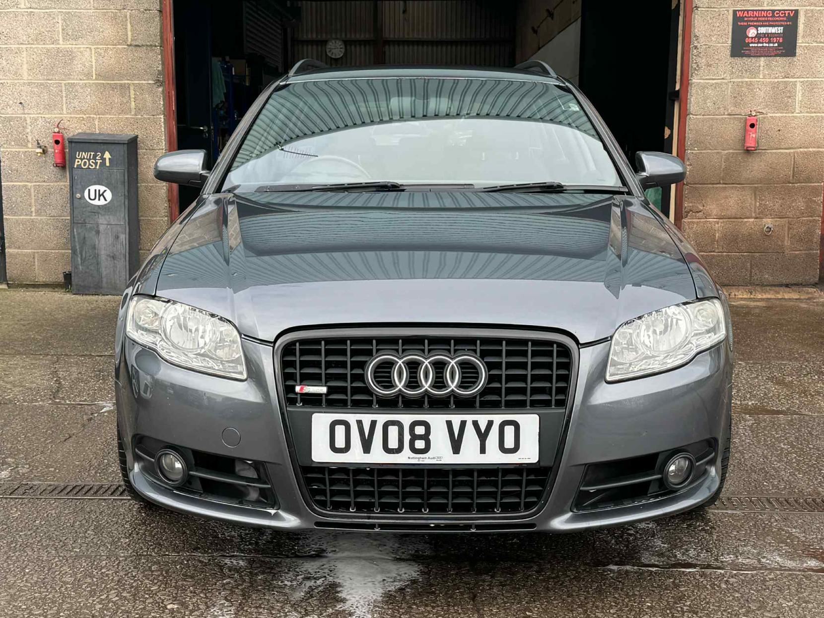 Audi A4 Avant 2.0 TD S line Special Edition Estate 5dr Diesel Manual quattro (179 g/km, 168 bhp)