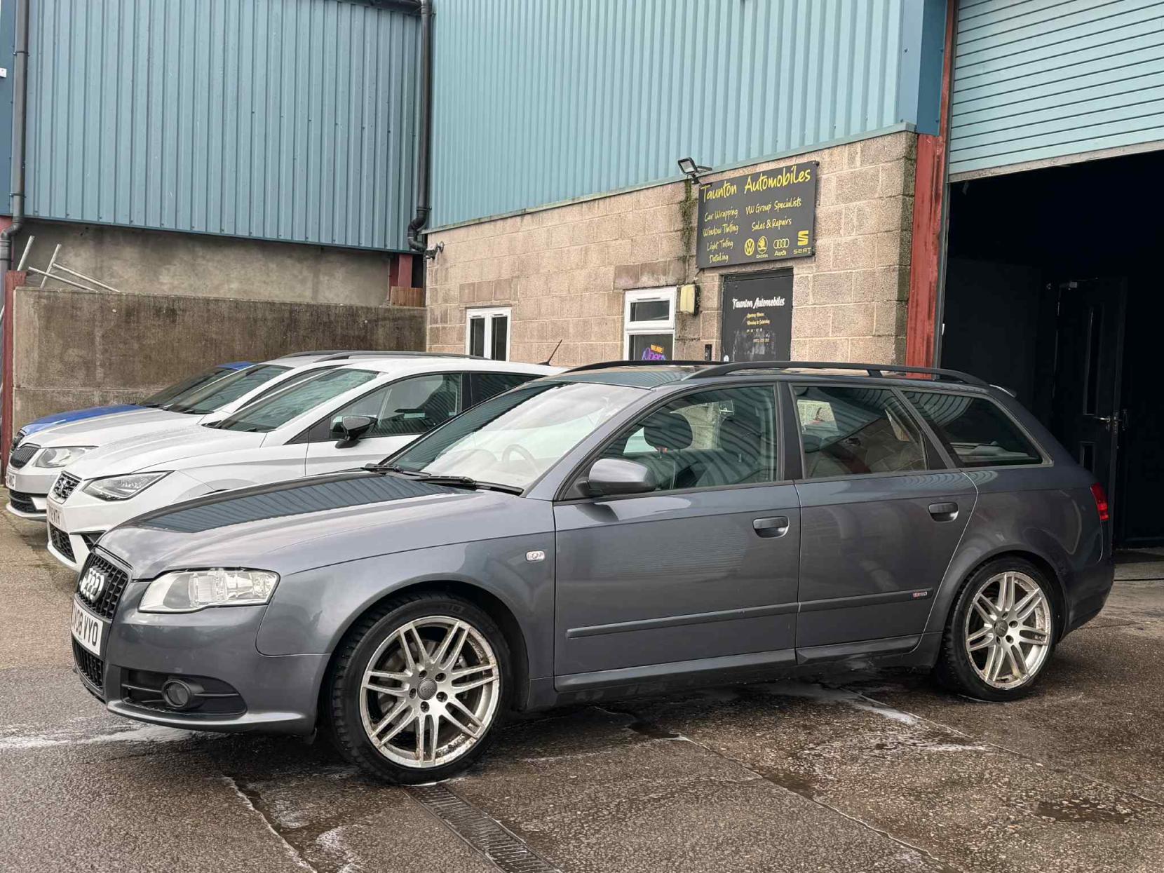 Audi A4 Avant 2.0 TD S line Special Edition Estate 5dr Diesel Manual quattro (179 g/km, 168 bhp)