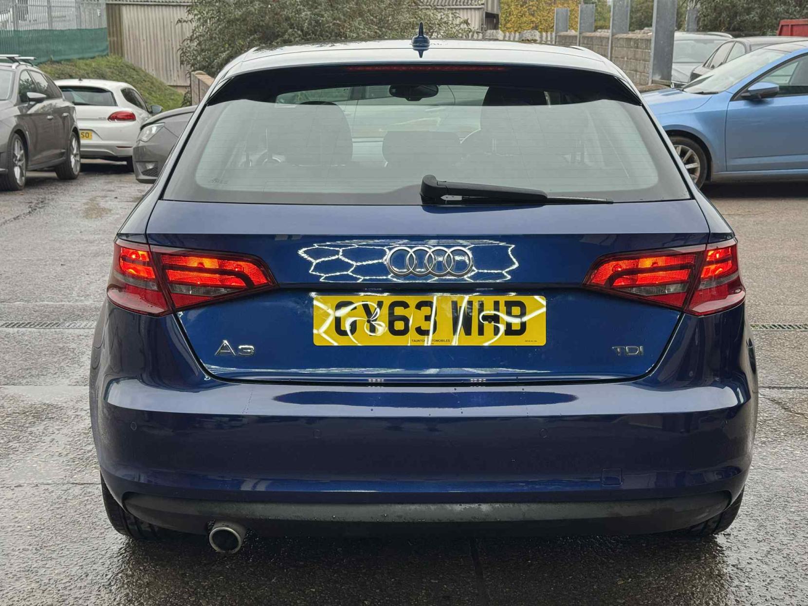 Audi A3 1.6 TDI Sport Sportback 5dr Diesel Manual Euro 5 (s/s) (105 ps)