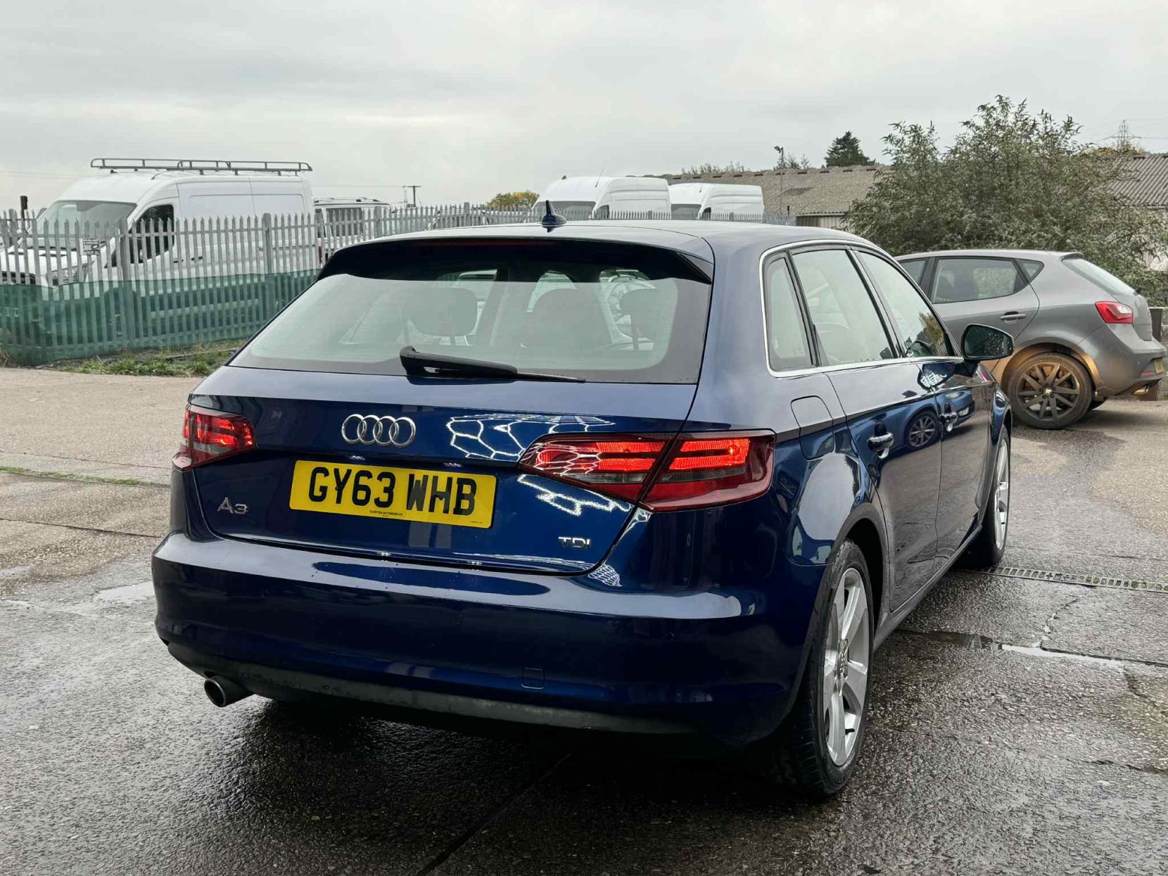 Audi A3 1.6 TDI Sport Sportback 5dr Diesel Manual Euro 5 (s/s) (105 ps)