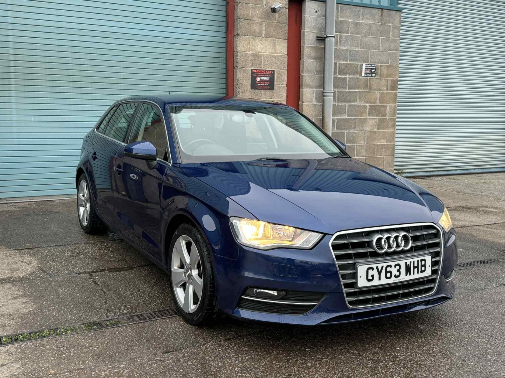 Audi A3 1.6 TDI Sport Sportback 5dr Diesel Manual Euro 5 (s/s) (105 ps)