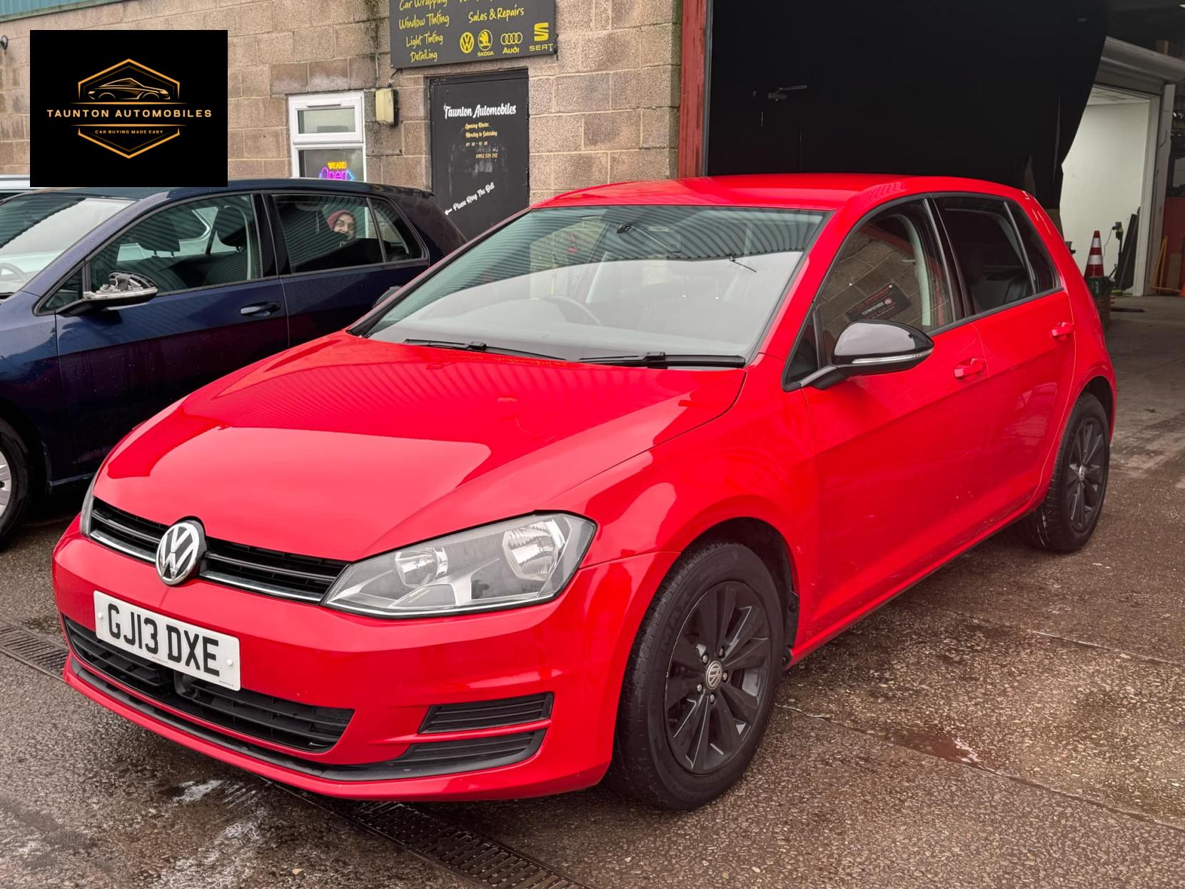 Volkswagen Golf 2.0 TDI BlueMotion Tech SE Hatchback 5dr Diesel DSG Euro 5 (s/s) (150 ps)