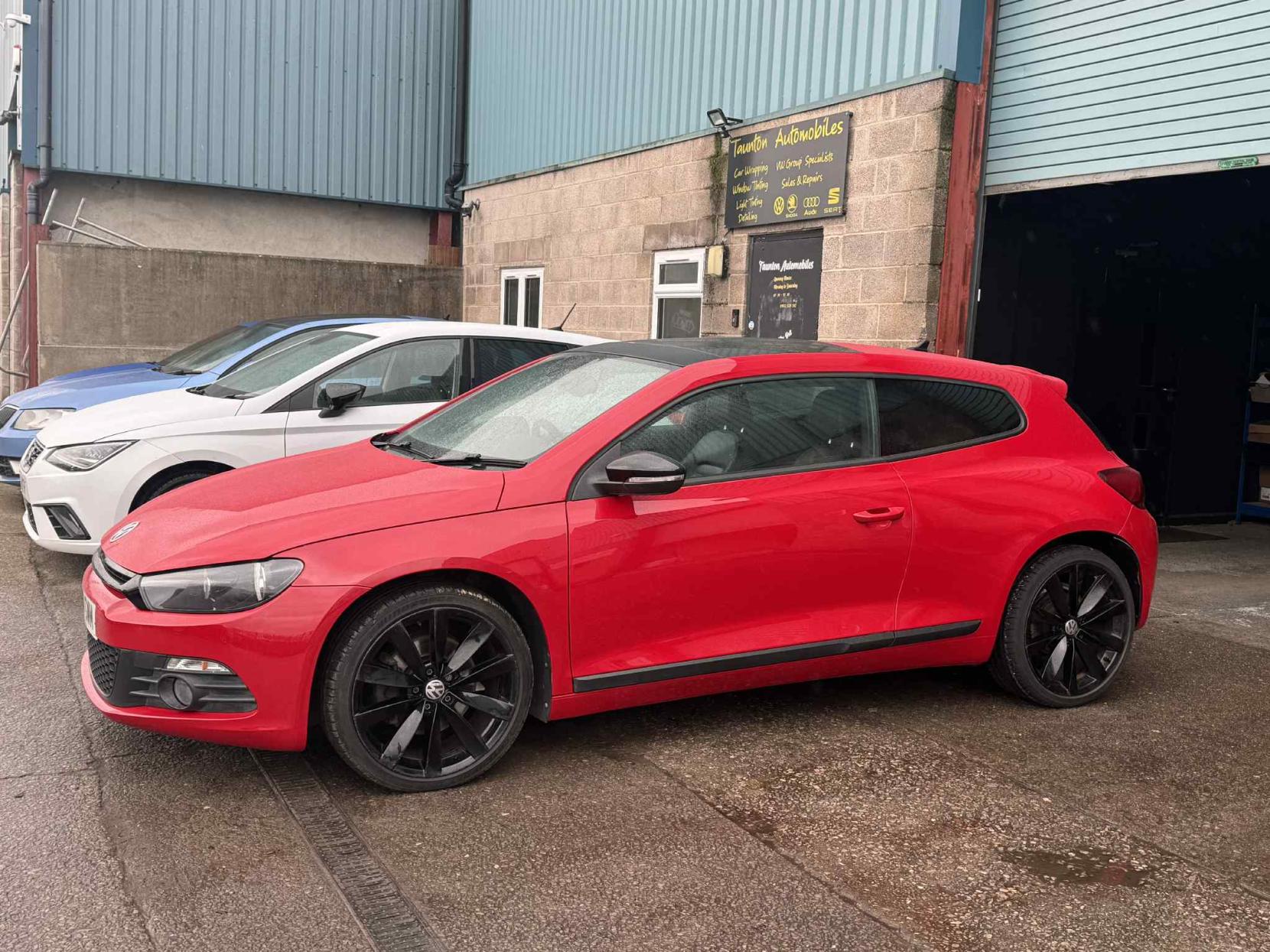 Volkswagen Scirocco 2.0 TDI GT Hatchback 3dr Diesel Manual Euro 5 (Leather, Nav) (177 ps)