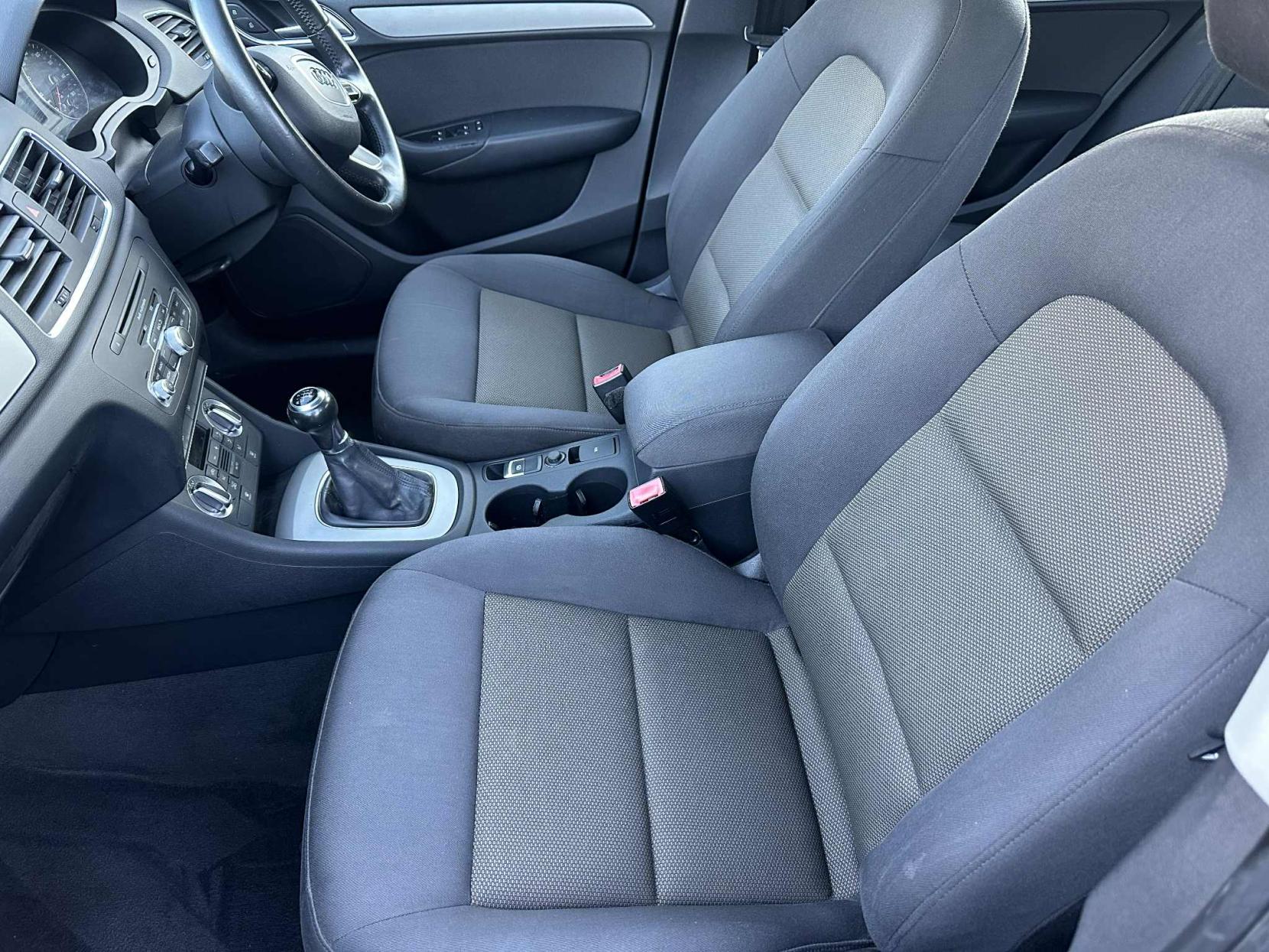 Audi Q3 2.0 TDI SE SUV 5dr Diesel Manual Euro 5 (s/s) (140 ps)