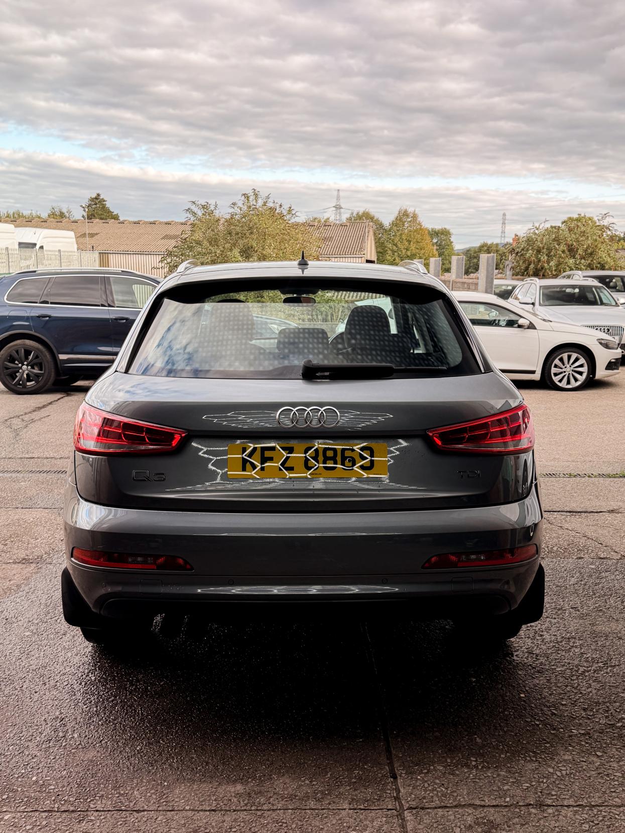 Audi Q3 2.0 TDI SE SUV 5dr Diesel Manual Euro 5 (s/s) (140 ps)