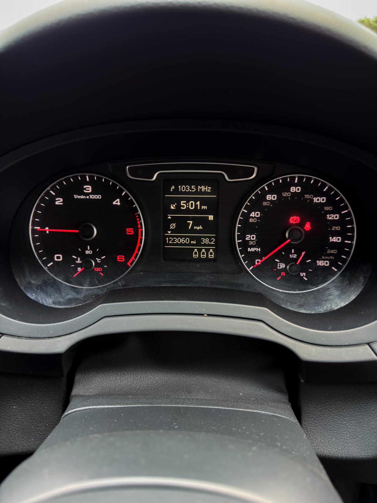 Audi Q3 2.0 TDI SE SUV 5dr Diesel Manual Euro 5 (s/s) (140 ps)