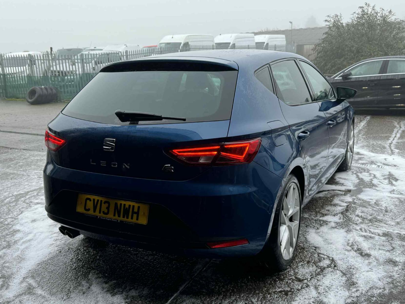 SEAT Leon 2.0 TDI CR FR Hatchback 5dr Diesel Manual Euro 5 (s/s) (150 ps)