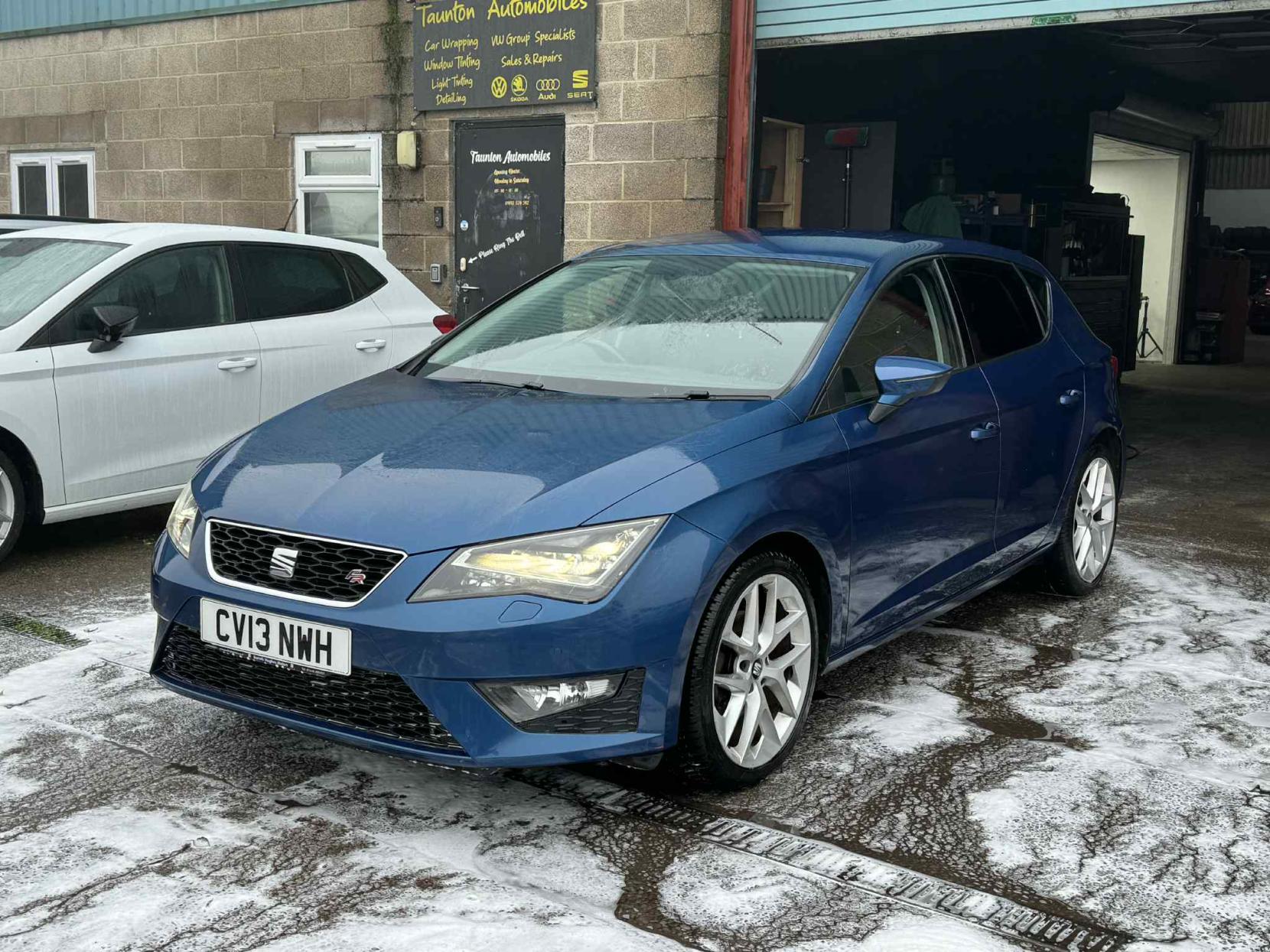 SEAT Leon 2.0 TDI CR FR Hatchback 5dr Diesel Manual Euro 5 (s/s) (150 ps)