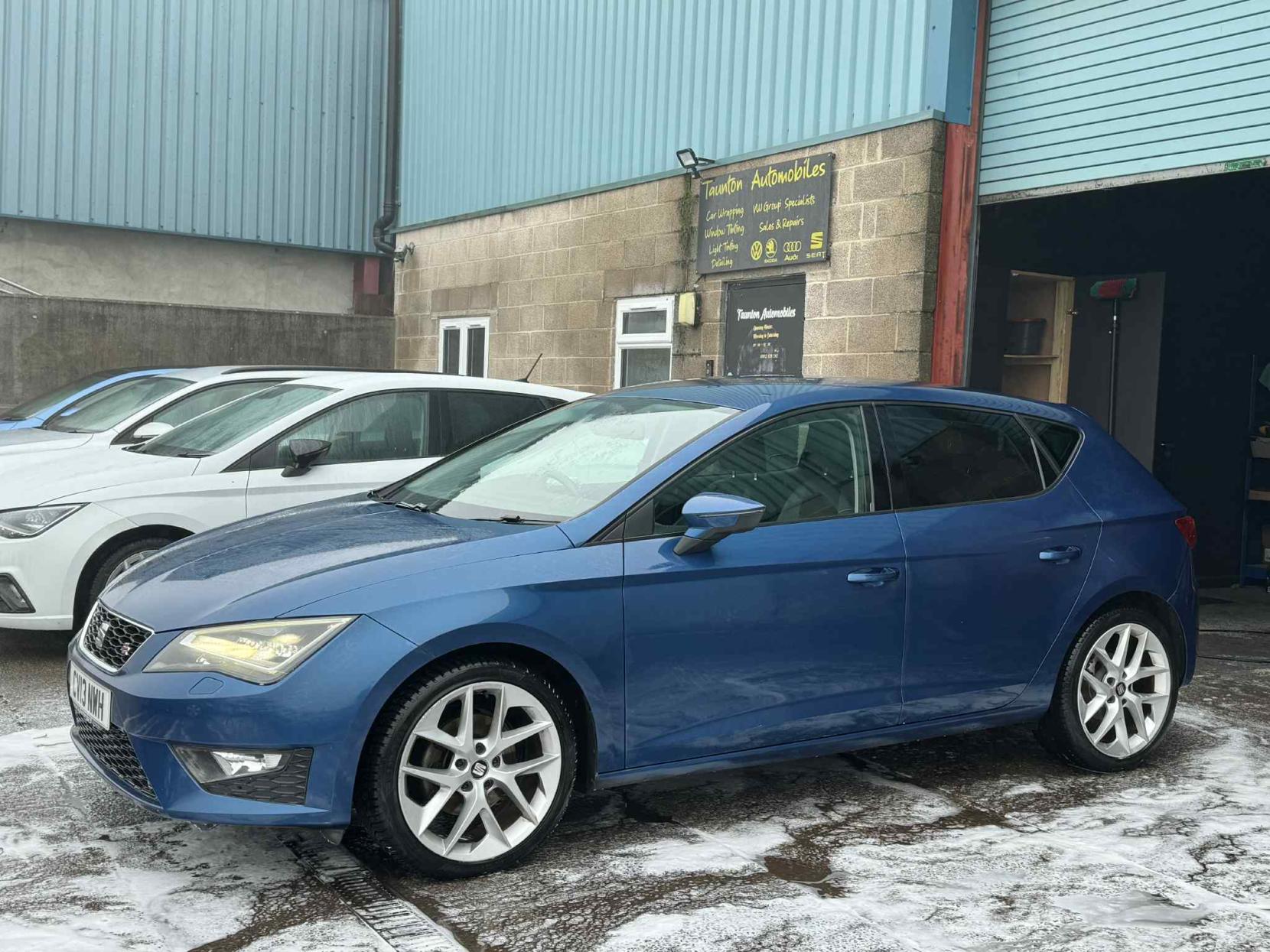 SEAT Leon 2.0 TDI CR FR Hatchback 5dr Diesel Manual Euro 5 (s/s) (150 ps)