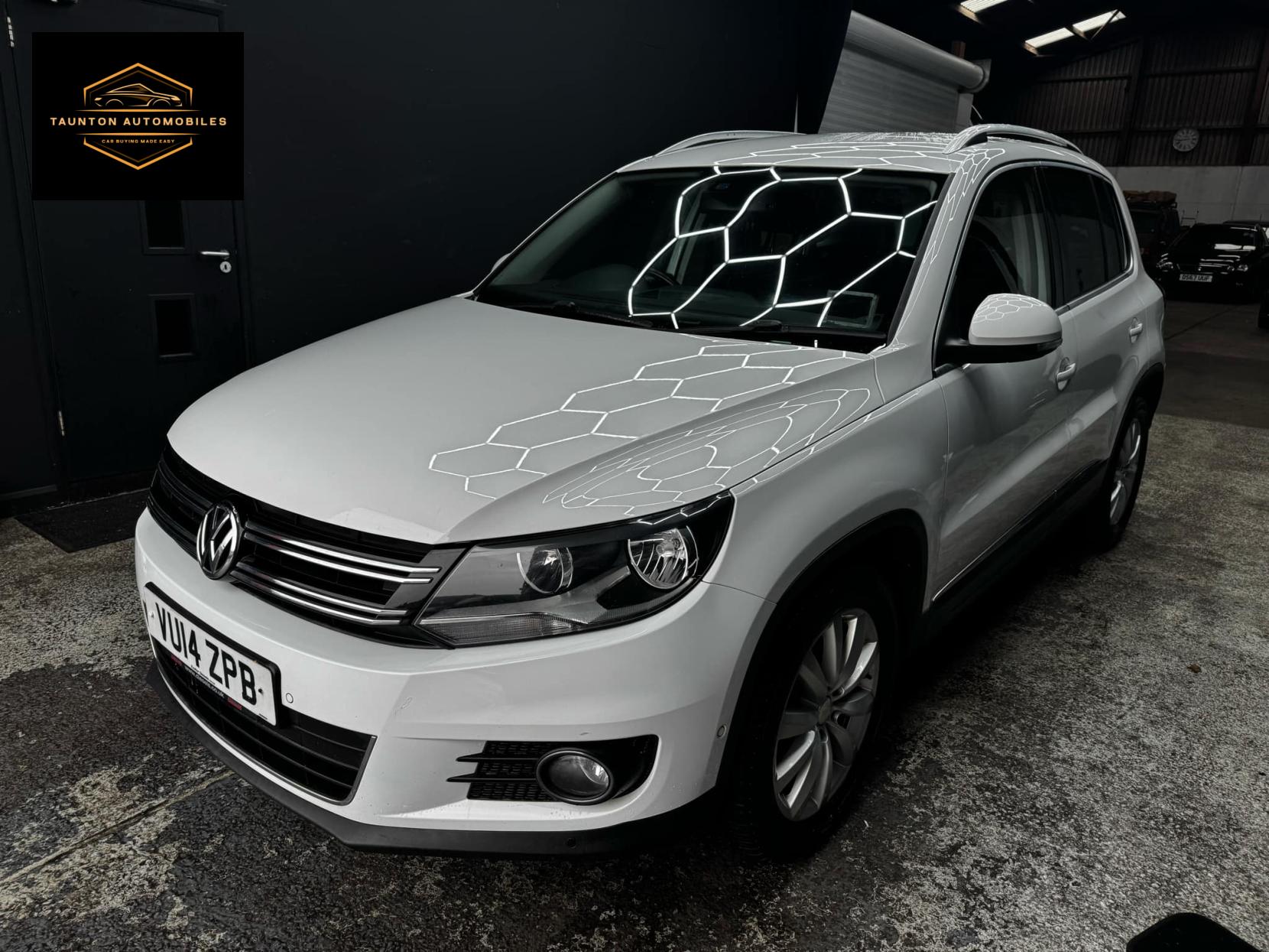 Volkswagen Tiguan 2.0 TDI BlueMotion Tech Match SUV 5dr Diesel Manual 2WD Euro 5 (s/s) (140 ps)