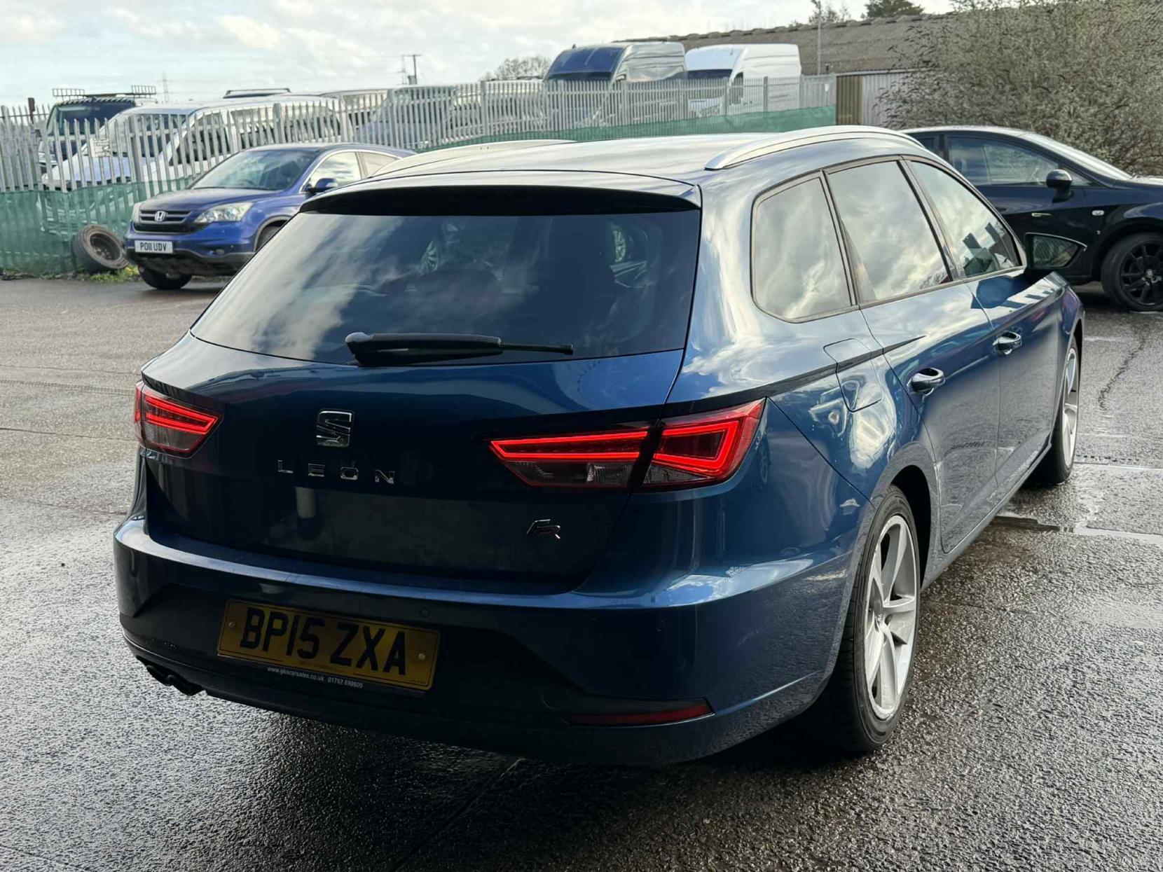 SEAT Leon 2.0 TDI FR Sport Tourer 5dr Diesel Manual Euro 6 (s/s) (150 ps)