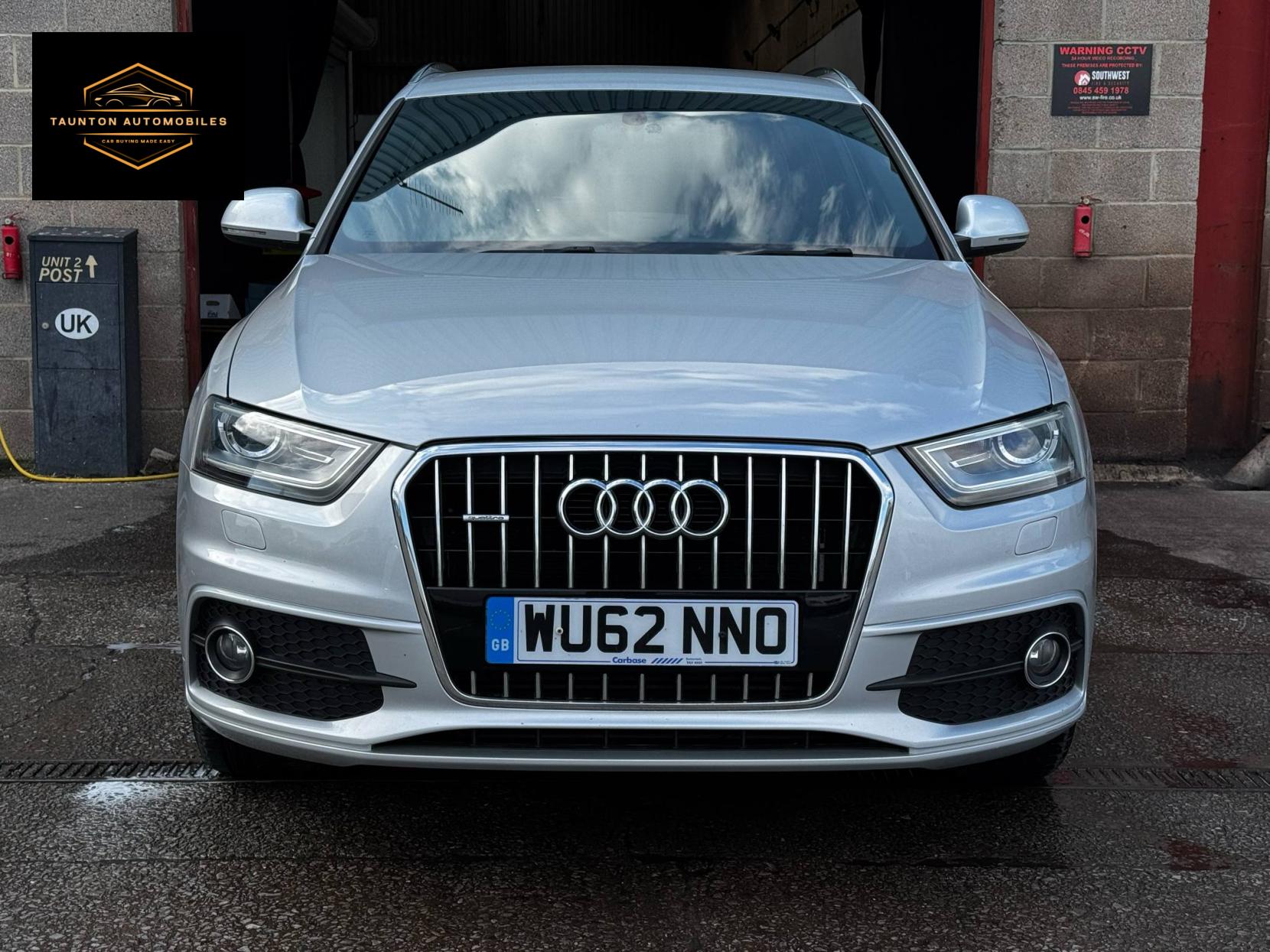 Audi Q3 2.0 TDI S line SUV 5dr Diesel Manual quattro Euro 5 (s/s) (140 ps)
