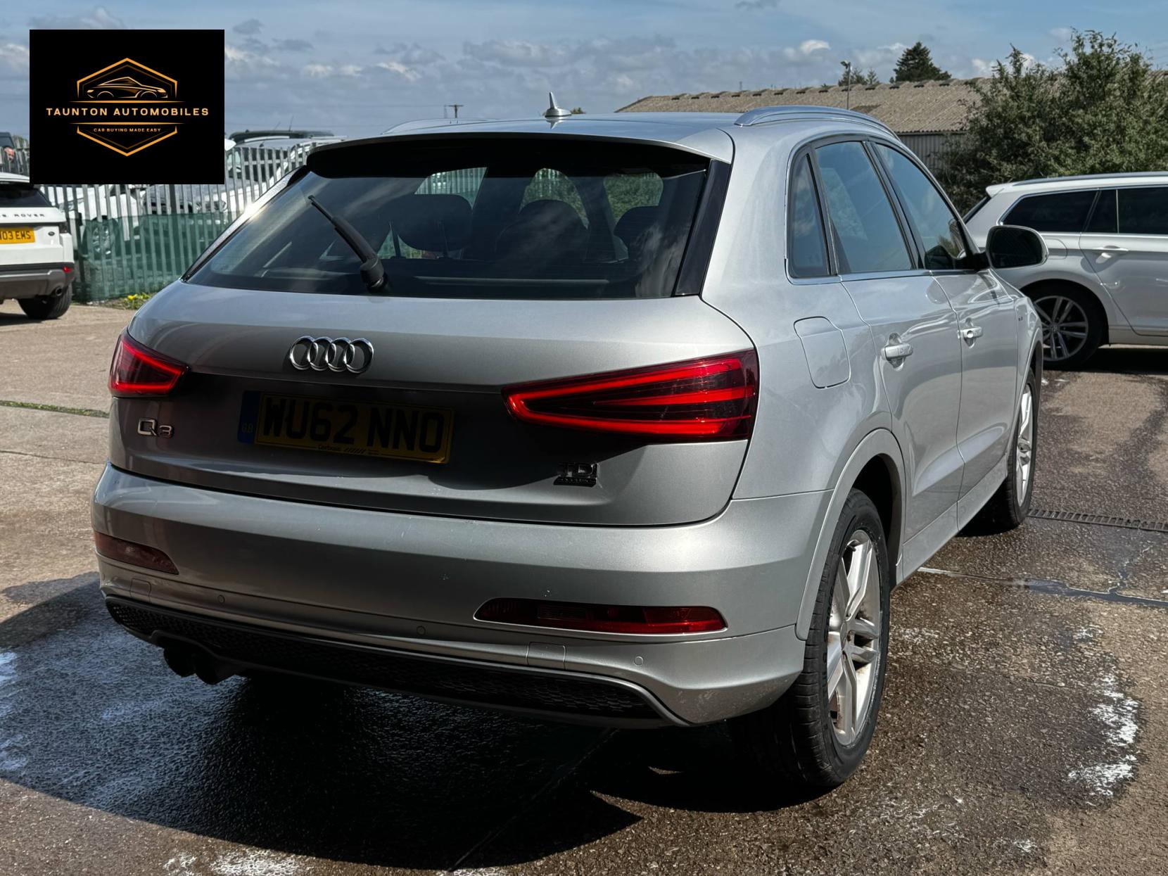 Audi Q3 2.0 TDI S line SUV 5dr Diesel Manual quattro Euro 5 (s/s) (140 ps)