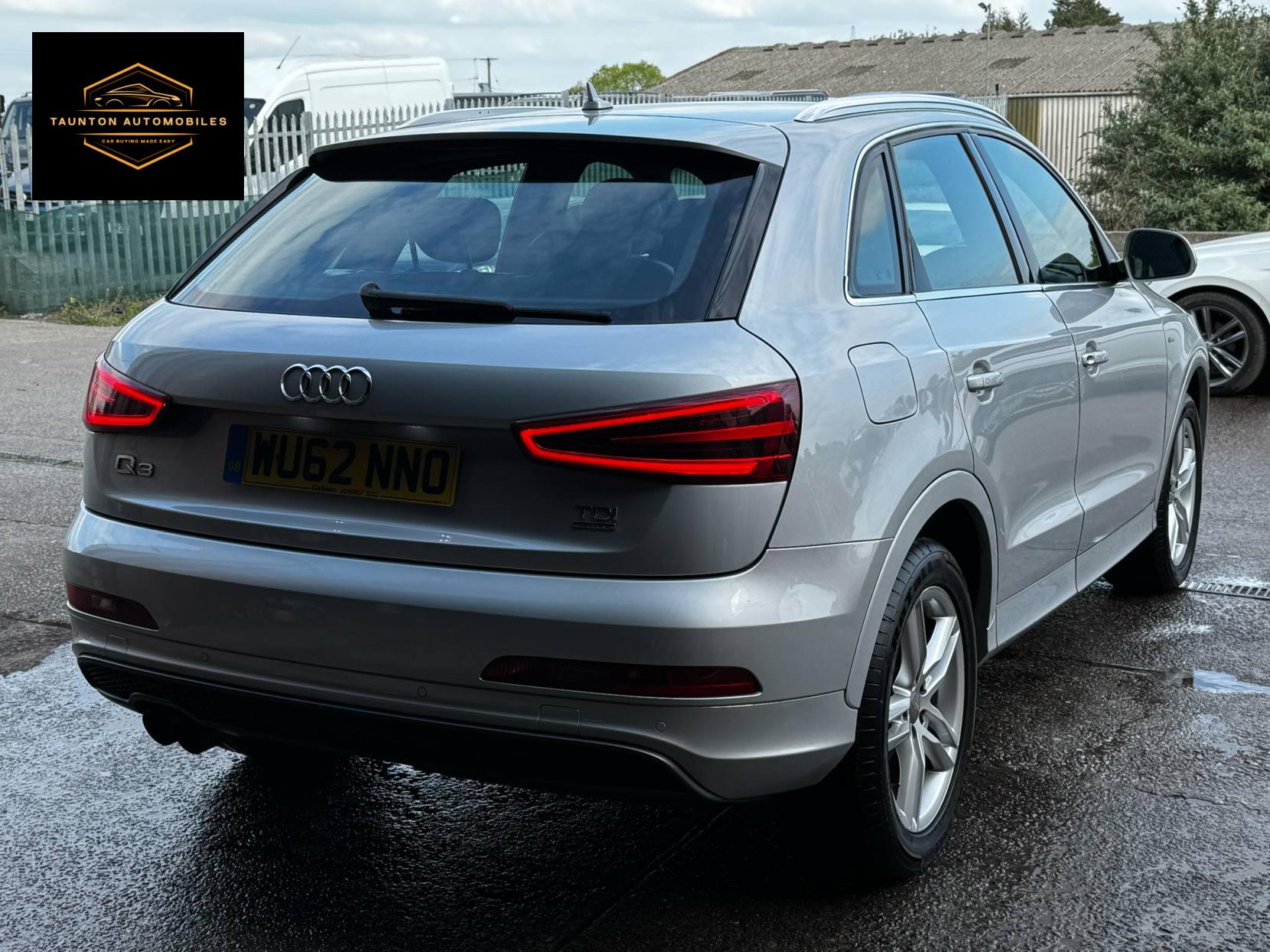 Audi Q3 2.0 TDI S line SUV 5dr Diesel Manual quattro Euro 5 (s/s) (140 ps)