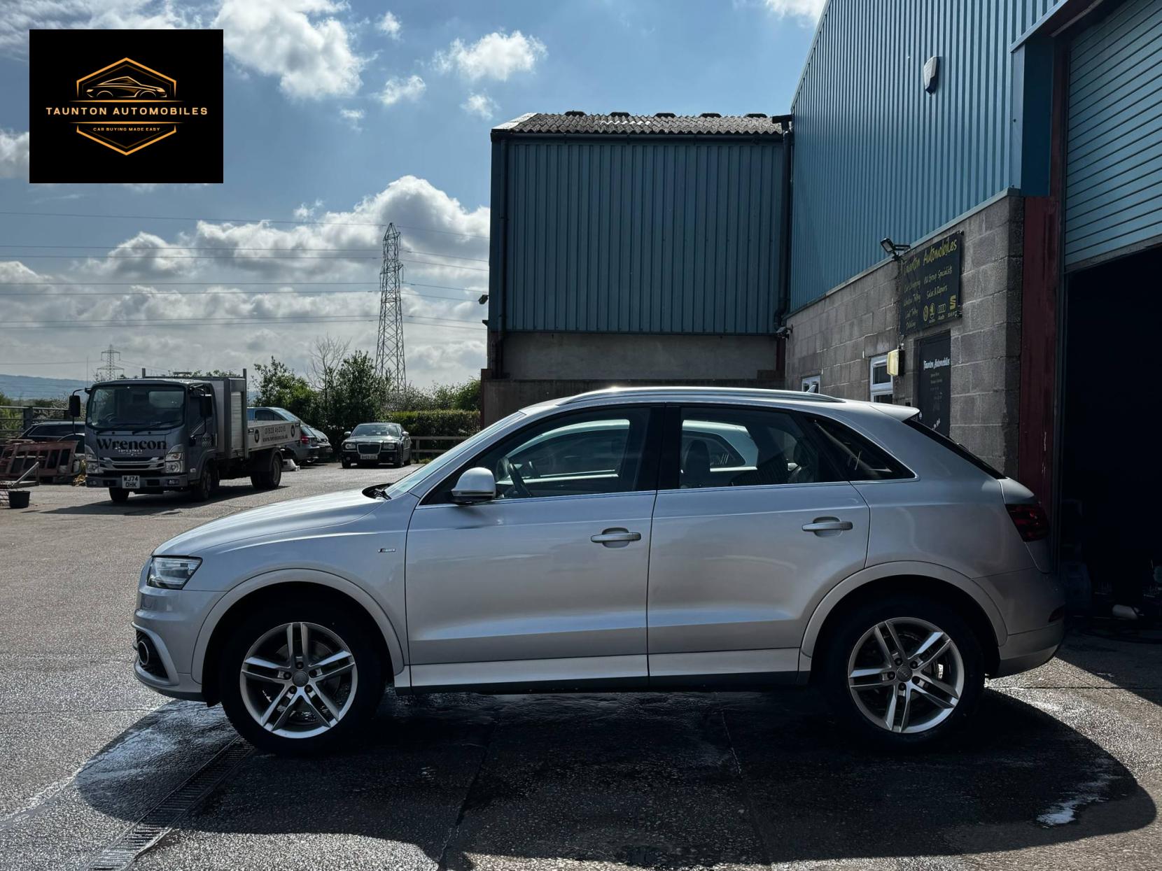Audi Q3 2.0 TDI S line SUV 5dr Diesel Manual quattro Euro 5 (s/s) (140 ps)