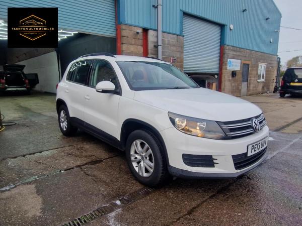 Volkswagen Tiguan 2.0 TDI BlueMotion Tech S SUV 5dr Diesel Manual 2WD Euro 5 (s/s) (110 ps)