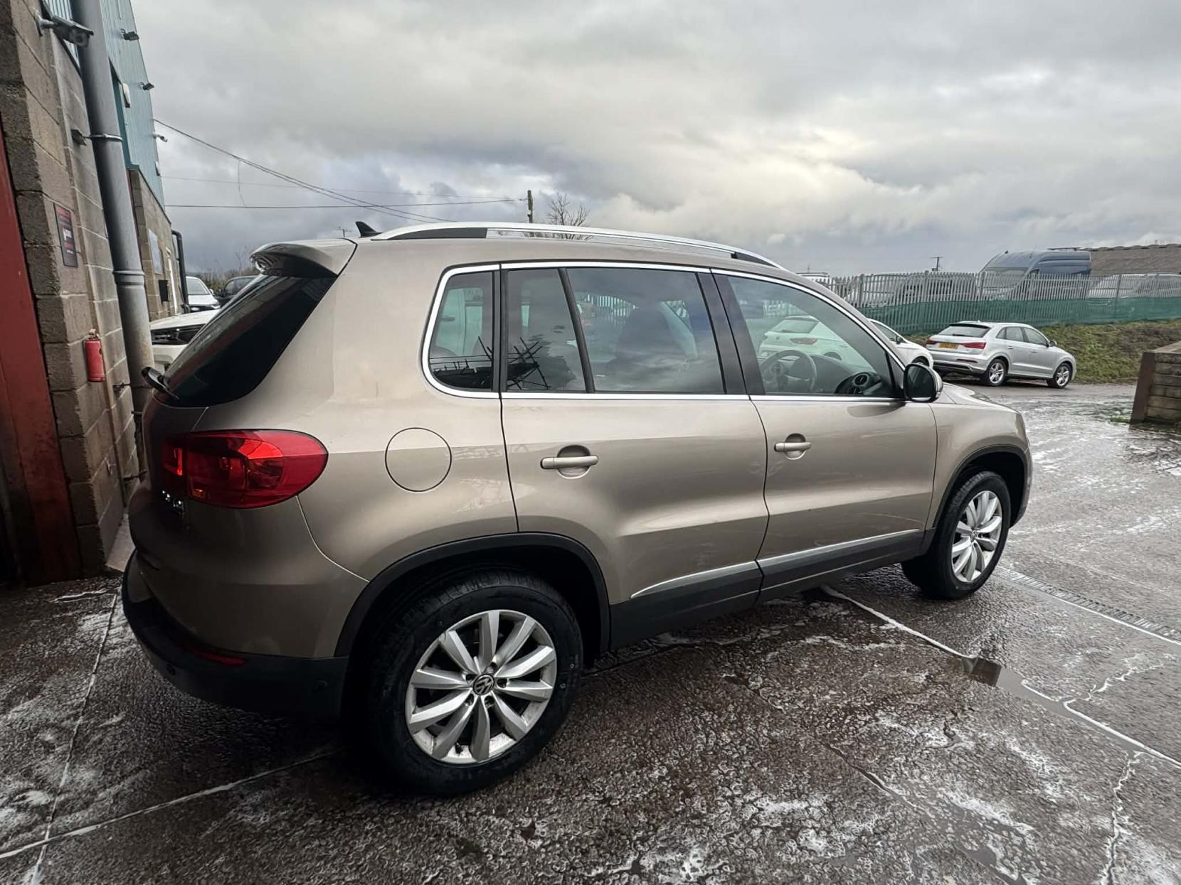 Volkswagen Tiguan 2.0 TDI BlueMotion Tech Match SUV 5dr Diesel DSG 4WD Euro 6 (s/s) (150 ps)