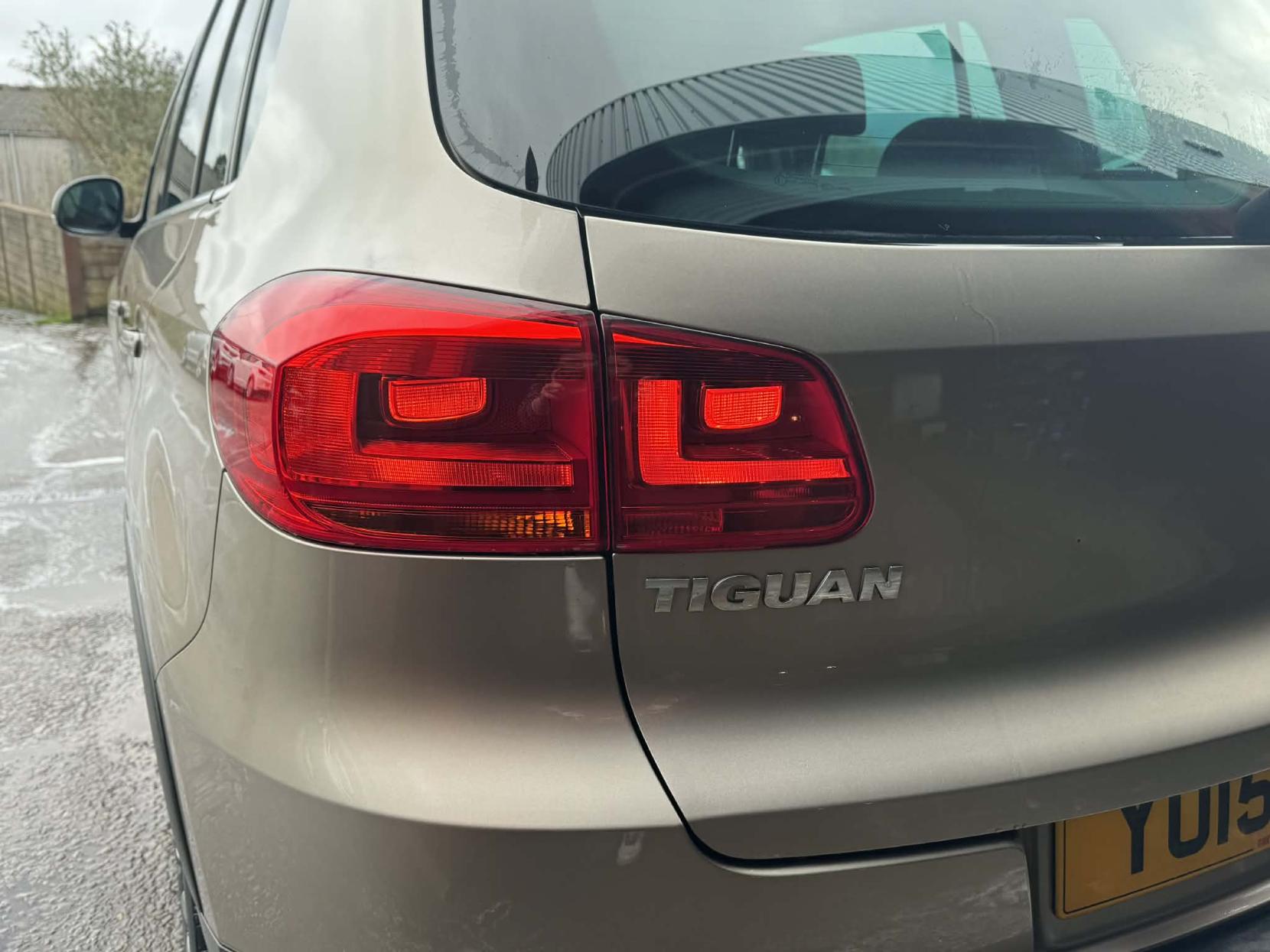 Volkswagen Tiguan 2.0 TDI BlueMotion Tech Match SUV 5dr Diesel DSG 4WD Euro 6 (s/s) (150 ps)