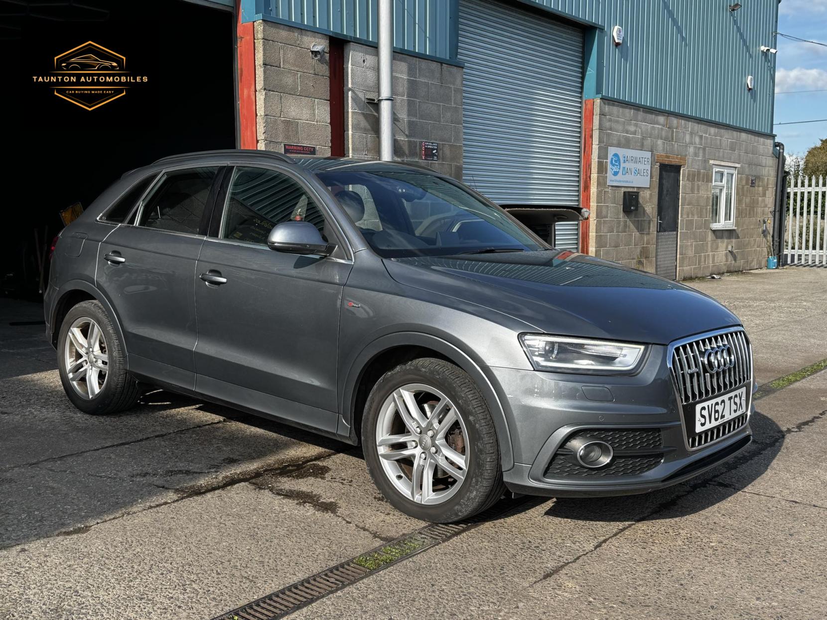 Audi Q3 2.0 TDI S line SUV 5dr Diesel S Tronic quattro Euro 5 (s/s) (177 ps)