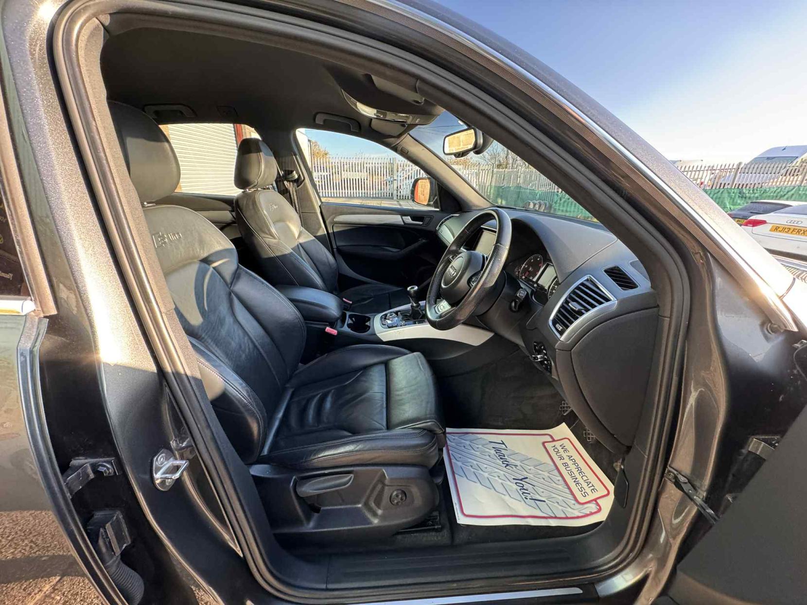 Audi Q5 2.0 TDI S line Plus SUV 5dr Diesel Manual quattro Euro 5 (s/s) (177 ps)