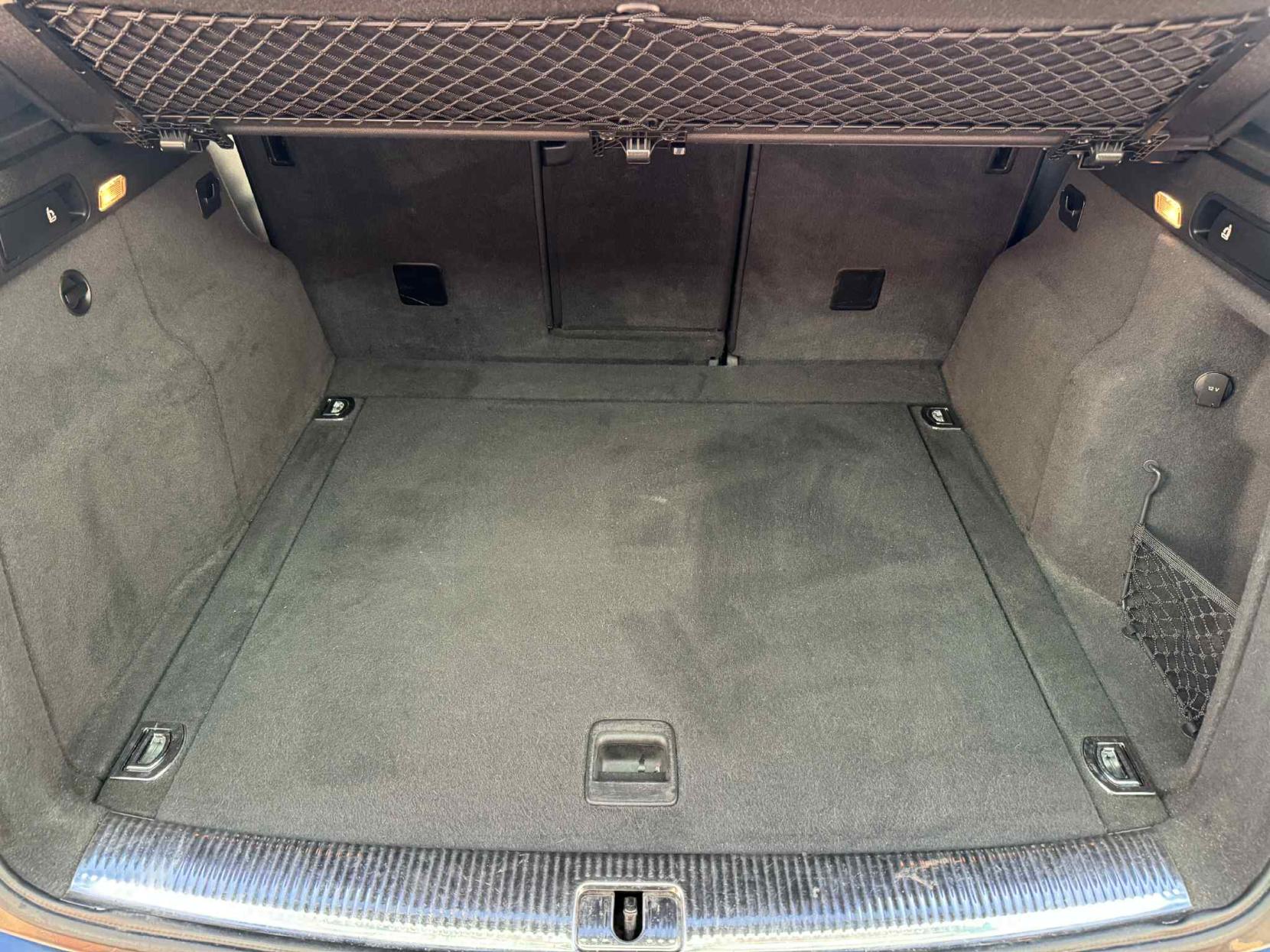 Audi Q5 2.0 TDI S line Plus SUV 5dr Diesel Manual quattro Euro 5 (s/s) (177 ps)