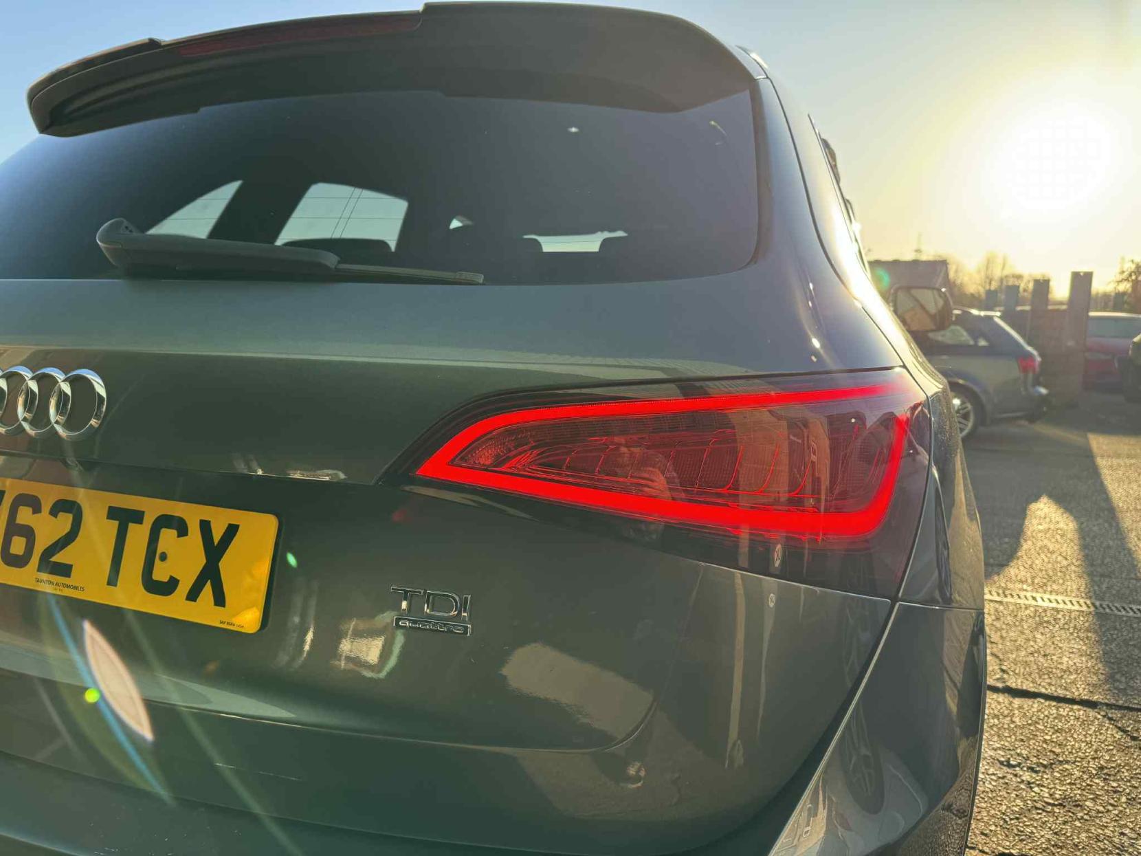 Audi Q5 2.0 TDI S line Plus SUV 5dr Diesel Manual quattro Euro 5 (s/s) (177 ps)