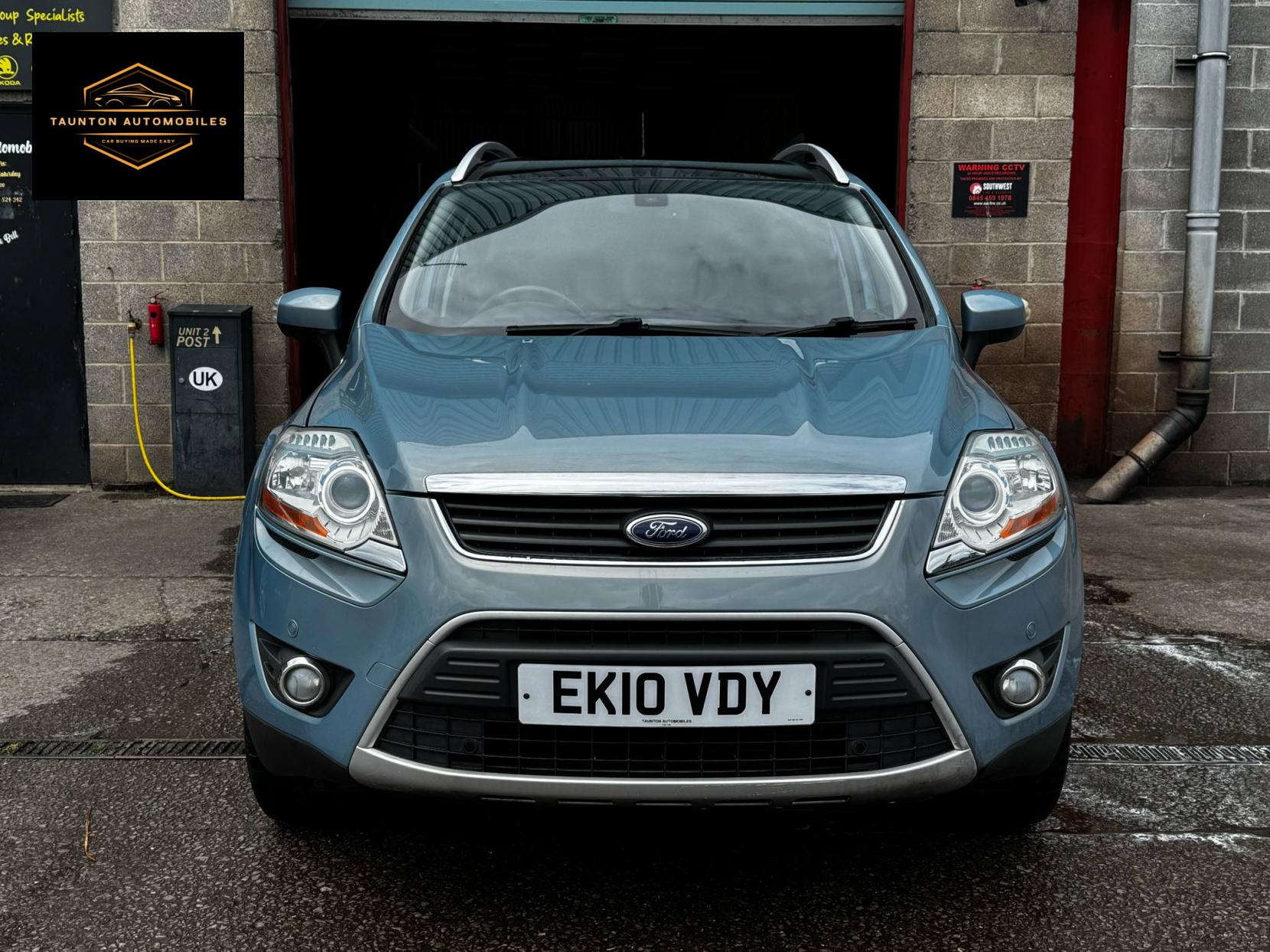 Ford Kuga 2.0 TDCi Titanium SUV 5dr Diesel Manual AWD Euro 4 (136 ps)