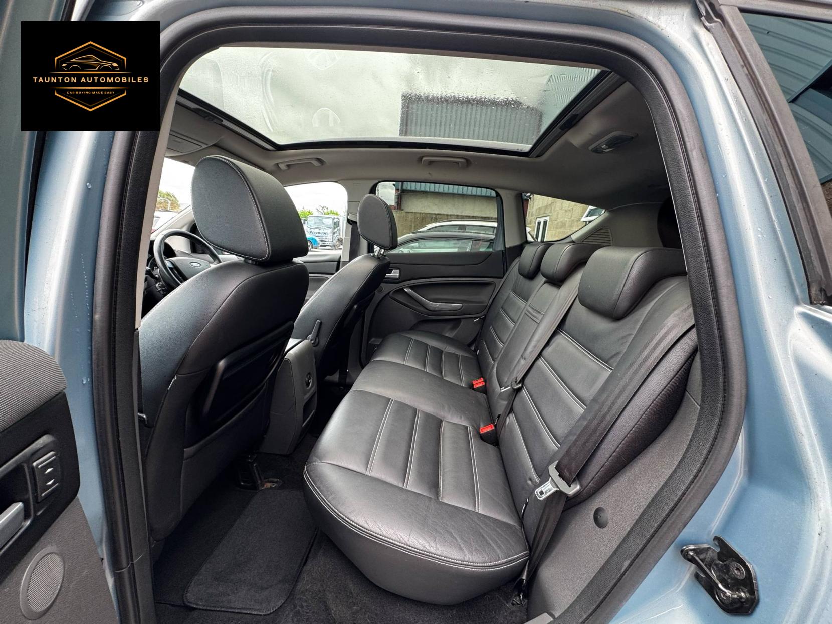 Ford Kuga 2.0 TDCi Titanium SUV 5dr Diesel Manual AWD Euro 4 (136 ps)