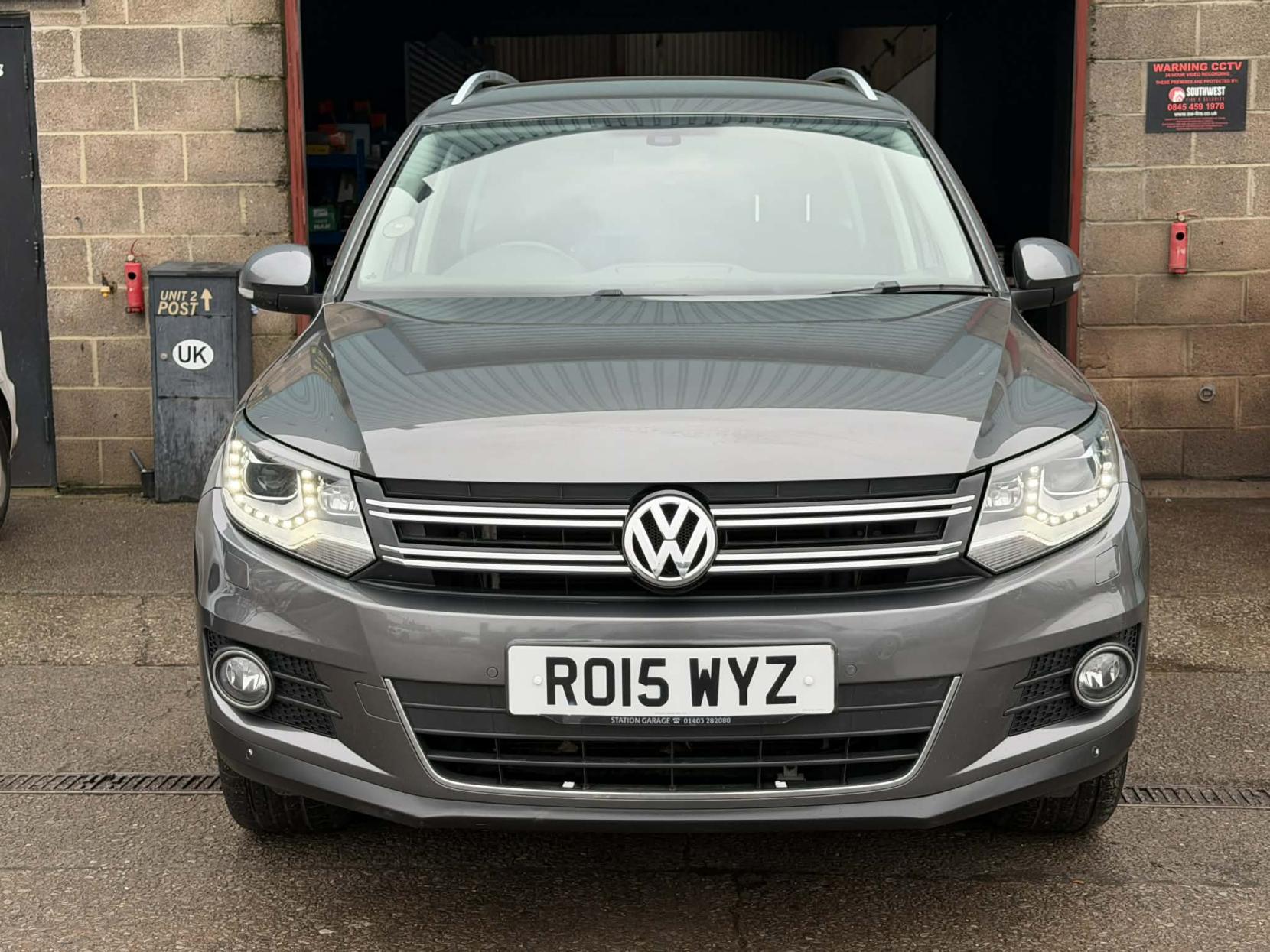 Volkswagen Tiguan 2.0 TDI BlueMotion Tech Match SUV 5dr Diesel DSG 4WD Euro 5 (s/s) (177 ps)