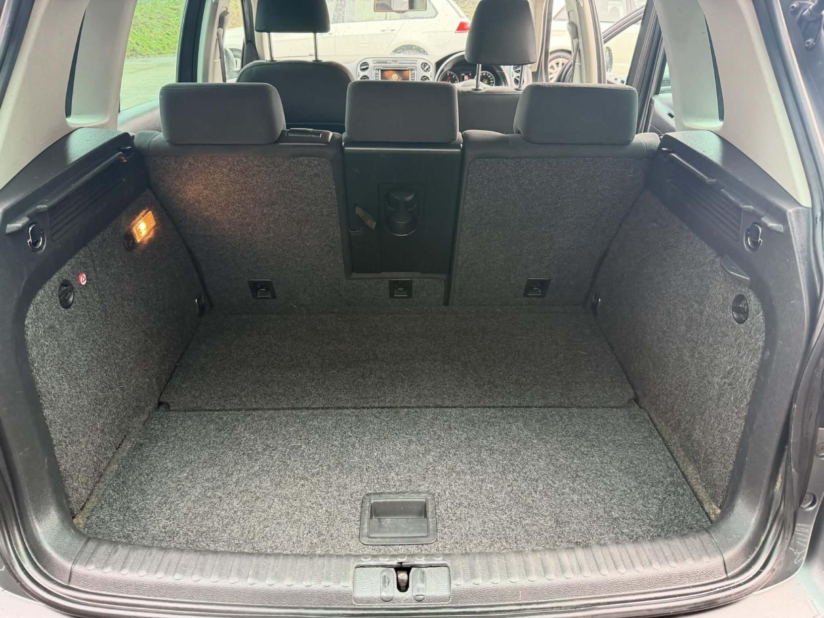 Volkswagen Tiguan 2.0 TDI BlueMotion Tech Match SUV 5dr Diesel DSG 4WD Euro 5 (s/s) (177 ps)