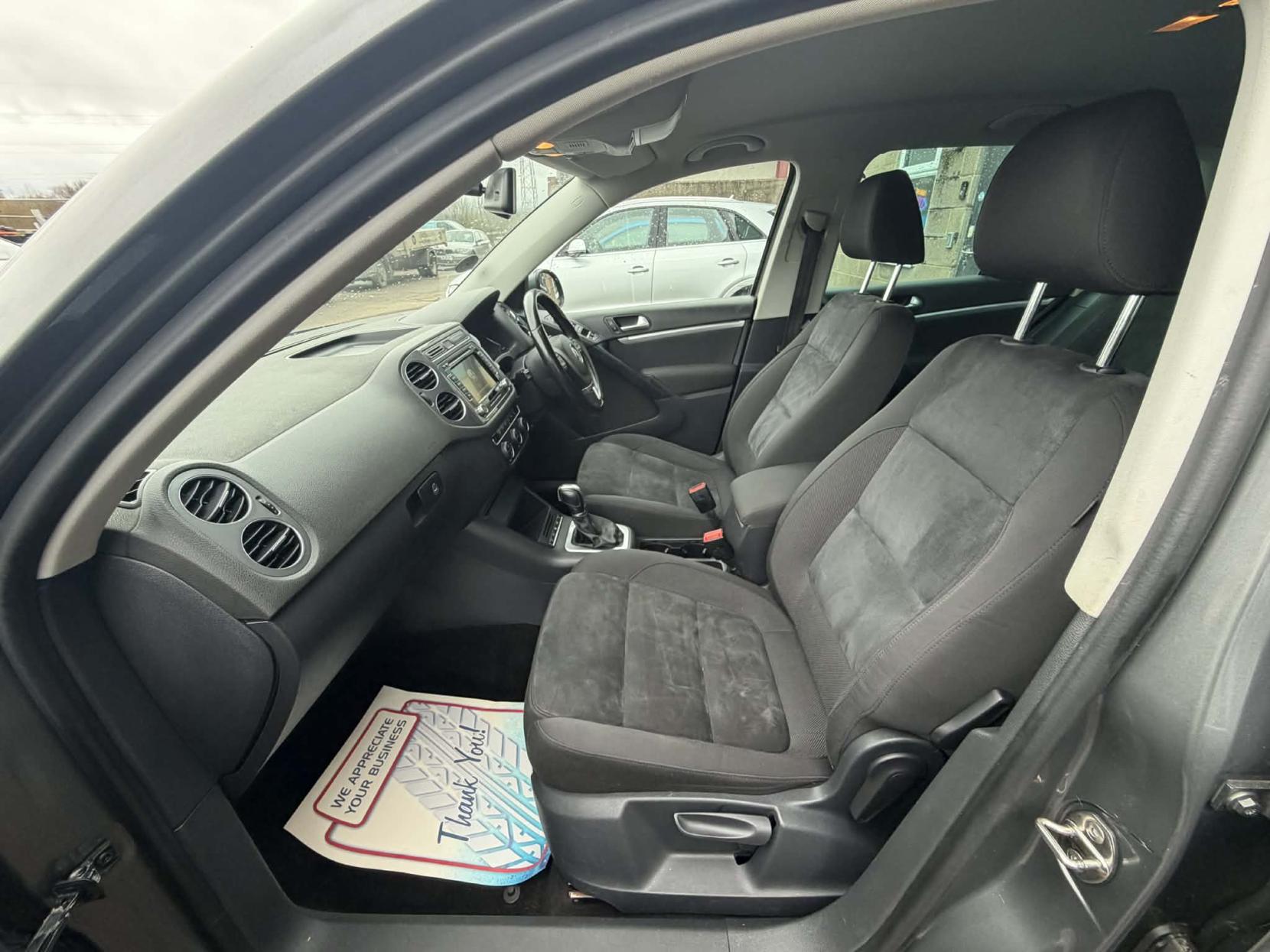 Volkswagen Tiguan 2.0 TDI BlueMotion Tech Match SUV 5dr Diesel DSG 4WD Euro 5 (s/s) (177 ps)