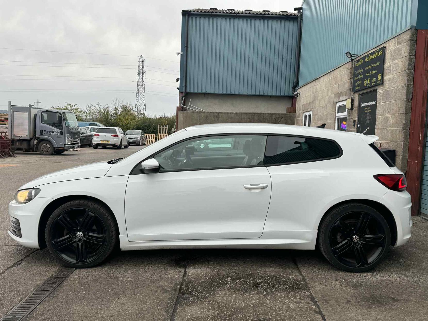 Volkswagen Scirocco 2.0 R-Line Hatchback (2014 - 2017)