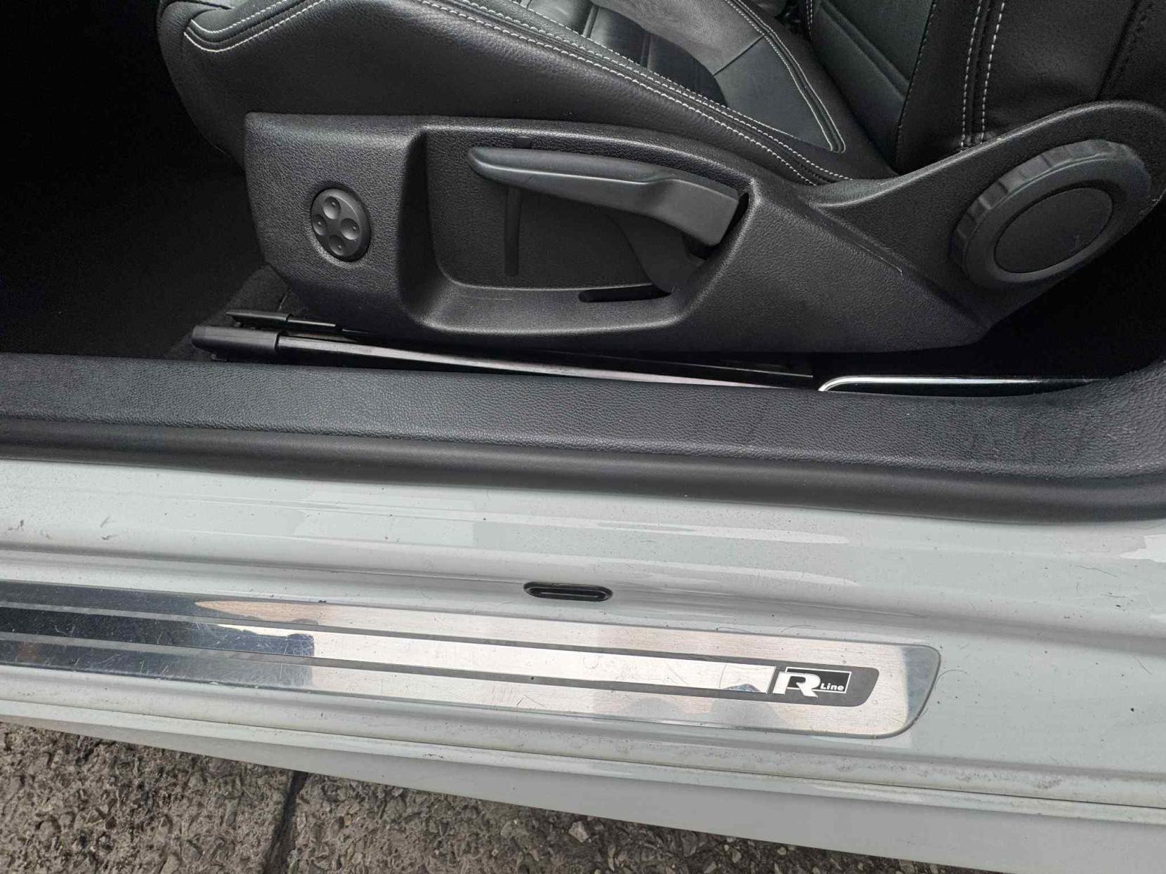 Volkswagen Scirocco 2.0 R-Line Hatchback (2014 - 2017)