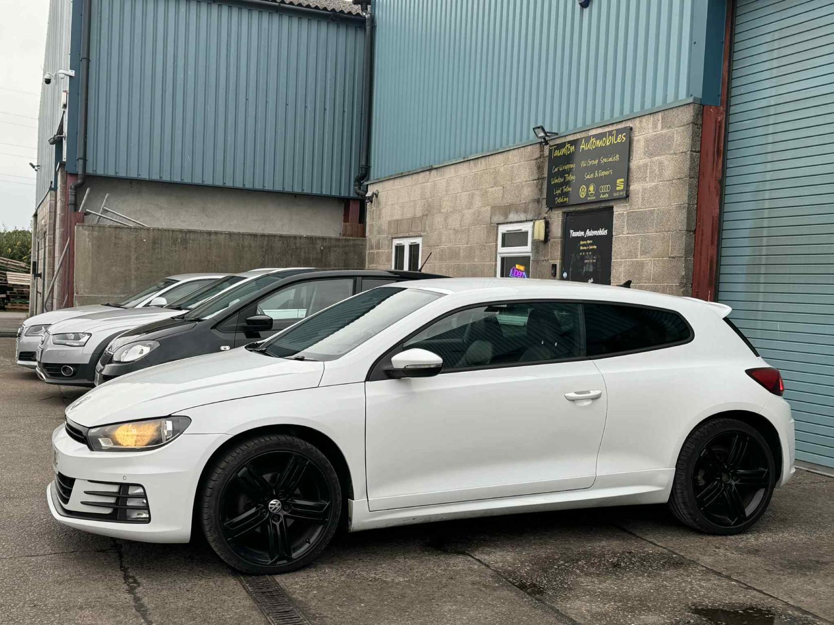 Volkswagen Scirocco 2.0 R-Line Hatchback (2014 - 2017)