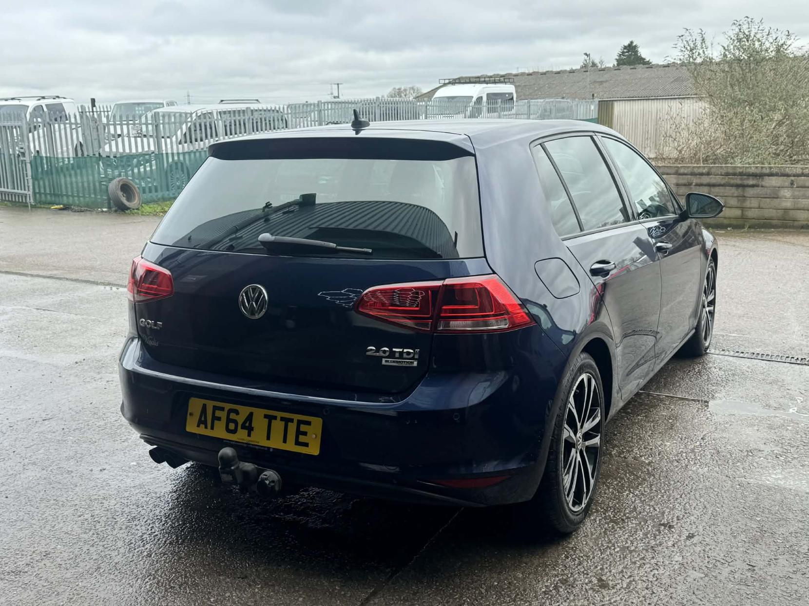 Volkswagen Golf 2.0 TDI BlueMotion Tech GT Hatchback 5dr Diesel Manual Euro 5 (s/s) (150 ps)