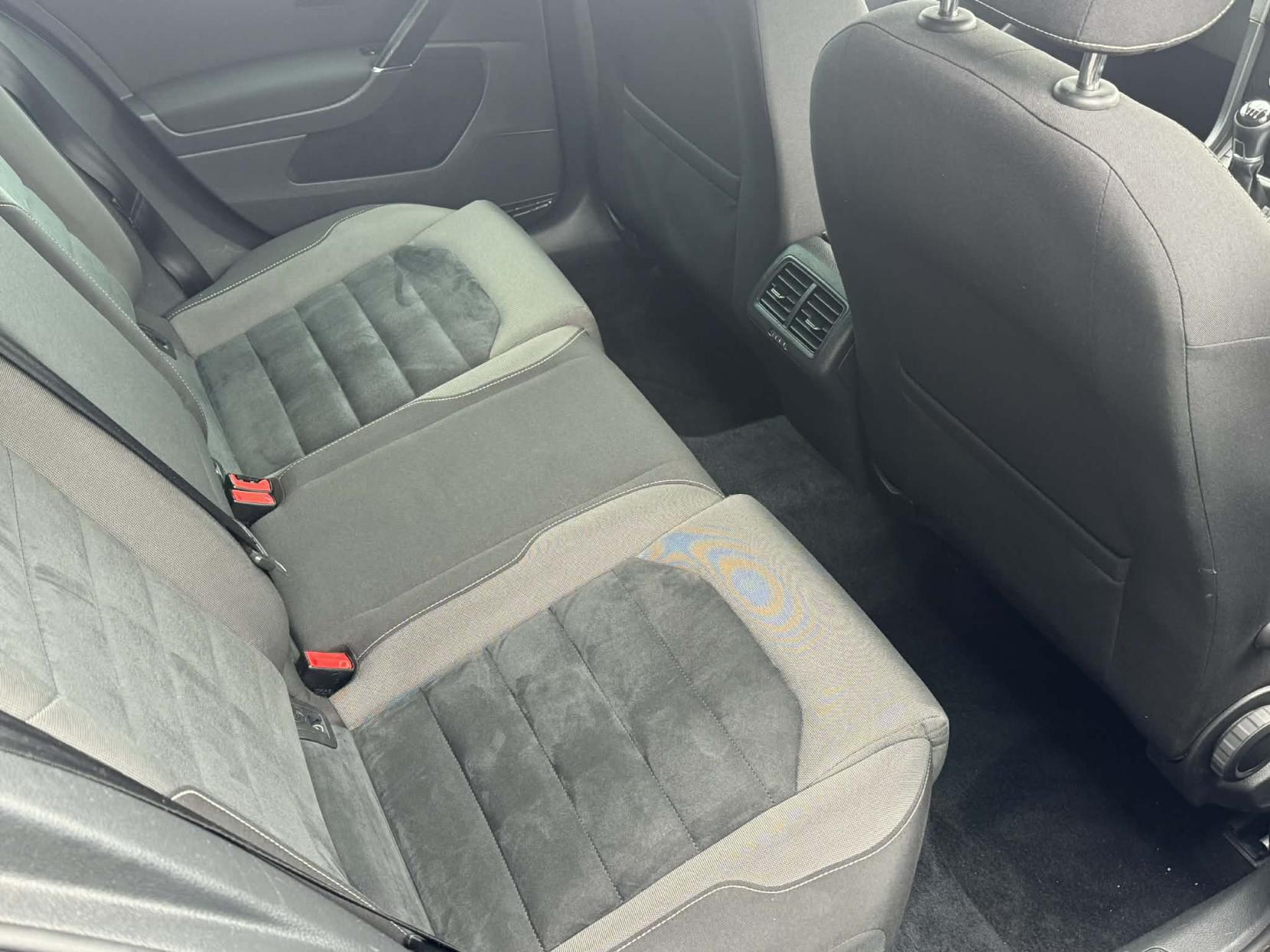 Volkswagen Golf 2.0 TDI BlueMotion Tech GT Hatchback 5dr Diesel Manual Euro 5 (s/s) (150 ps)