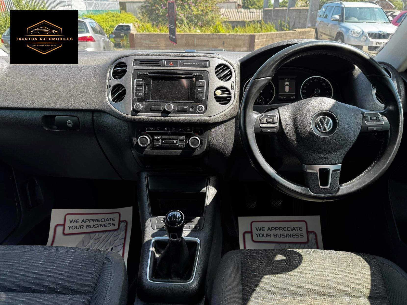 Volkswagen Tiguan 2.0 TDI BlueMotion Tech SE SUV 5dr Diesel Manual 4WD Euro 5 (s/s) (140 ps)