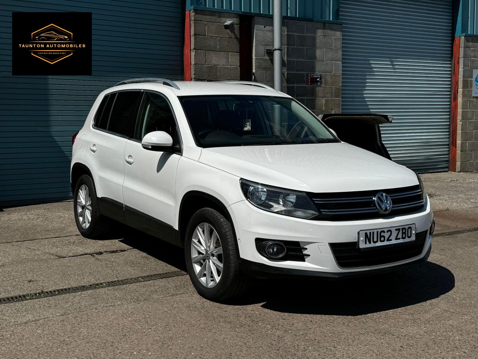 Volkswagen Tiguan 2.0 TDI BlueMotion Tech SE SUV 5dr Diesel Manual 4WD Euro 5 (s/s) (140 ps)