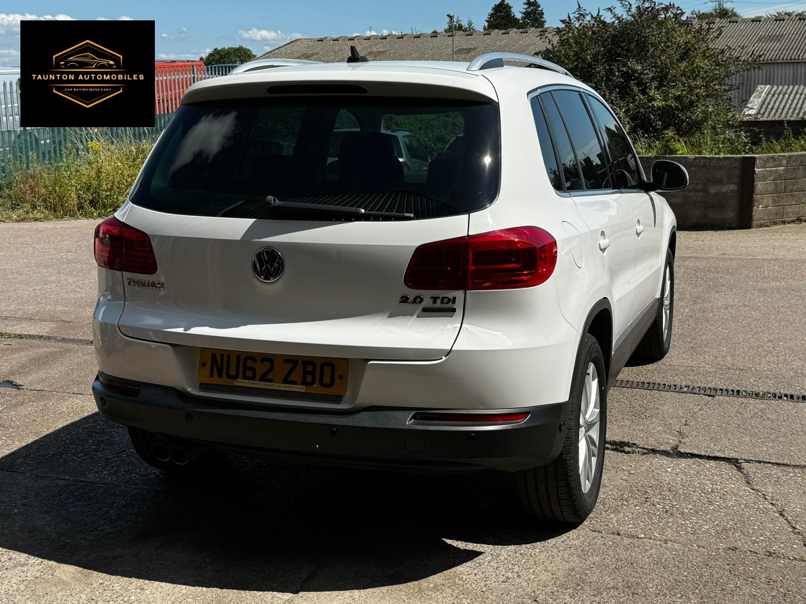 Volkswagen Tiguan 2.0 TDI BlueMotion Tech SE SUV 5dr Diesel Manual 4WD Euro 5 (s/s) (140 ps)